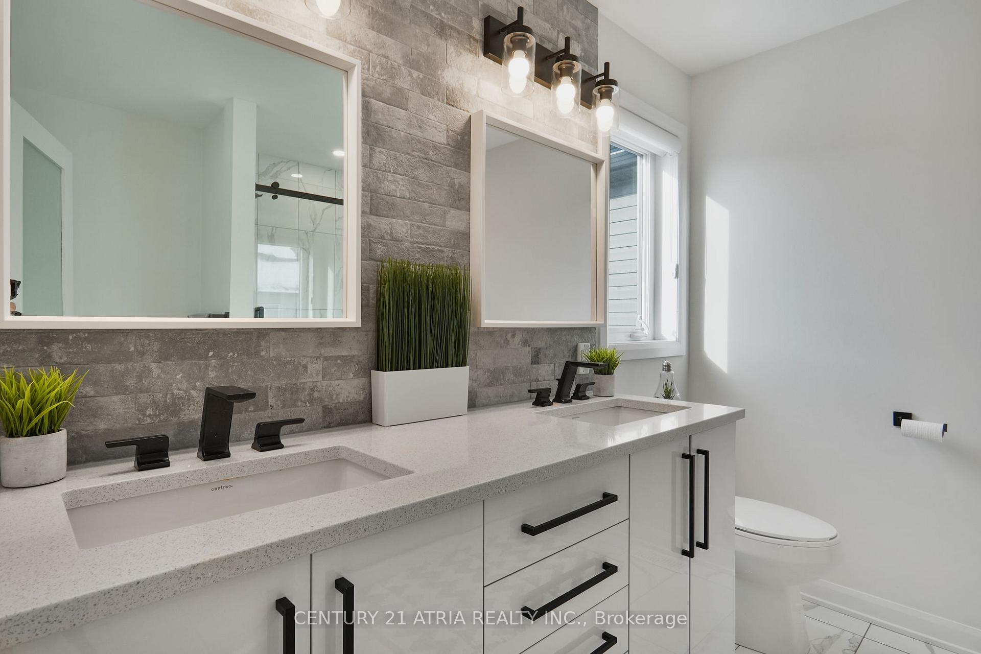 Photo 32 of 136 Robin Easey Avenue, Ottawa, Barrhaven - Half Moon Bay — HOMEH