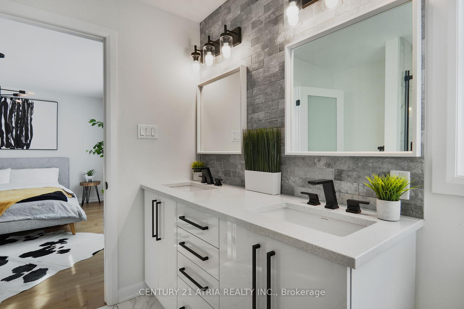 Photo 34 of 136 Robin Easey Avenue, Ottawa, Barrhaven - Half Moon Bay — HOMEH