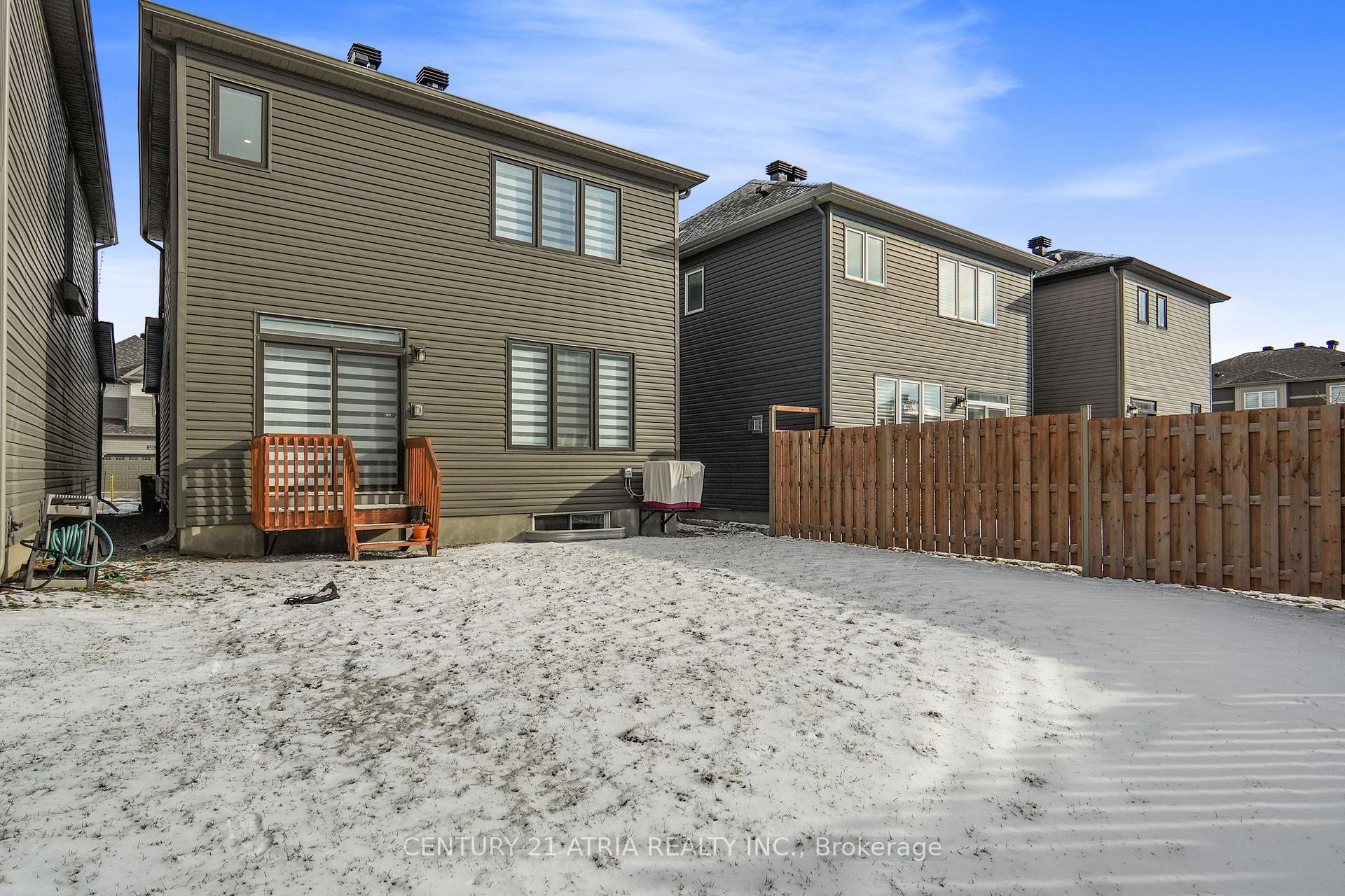 Photo 37 of 136 Robin Easey Avenue, Ottawa, Barrhaven - Half Moon Bay — HOMEH