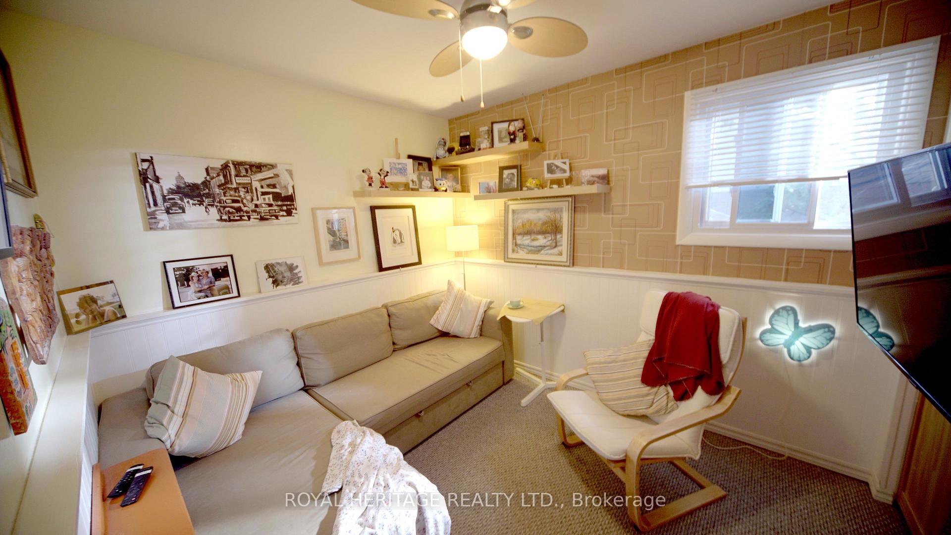Photo 14 of 17 Briarwood Crescent, Belleville, Belleville Ward — HOMEH