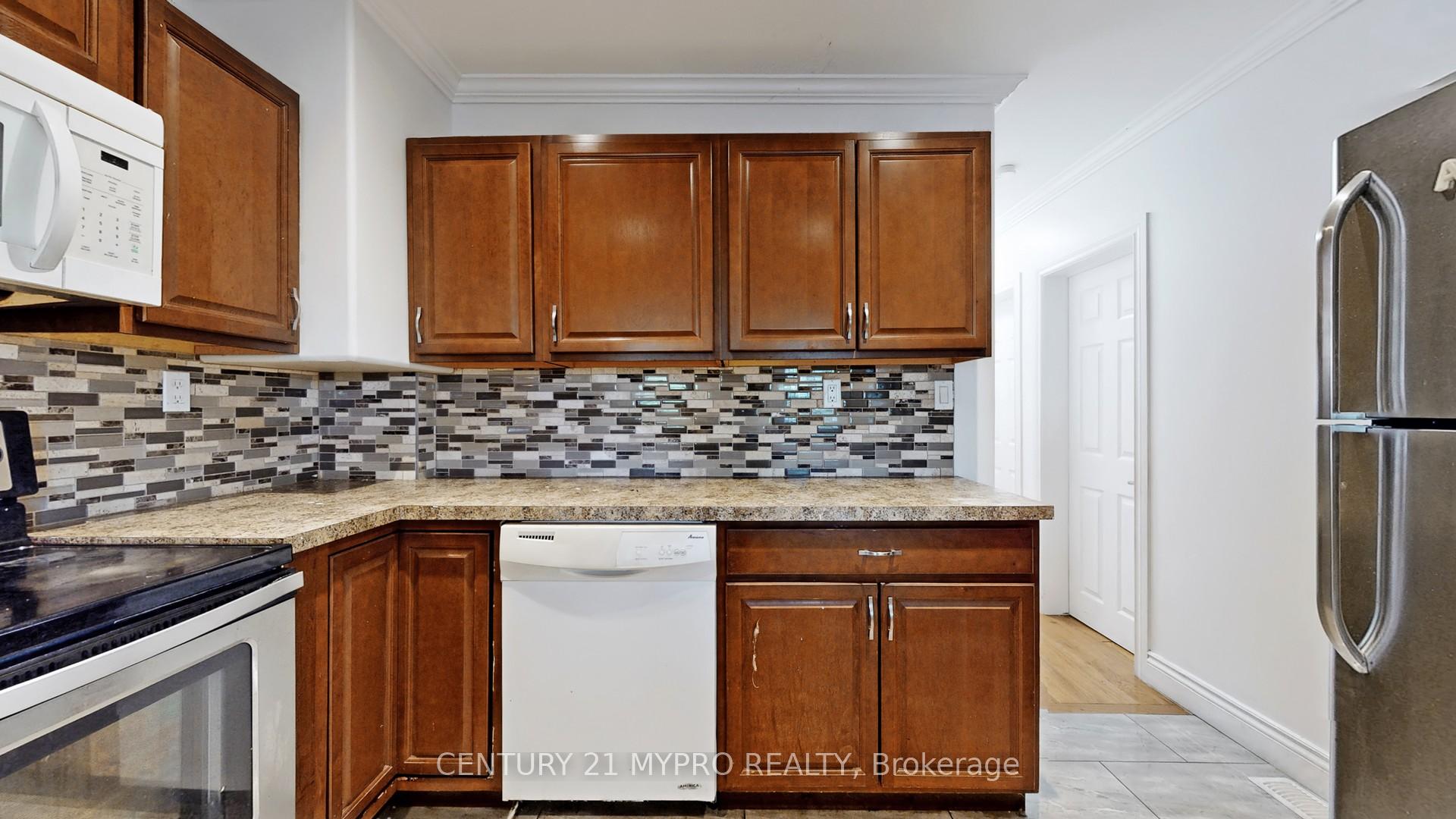 Photo 13 of 208 Mcanulty Boulevard, Hamilton, Industrial Sector — HOMEH