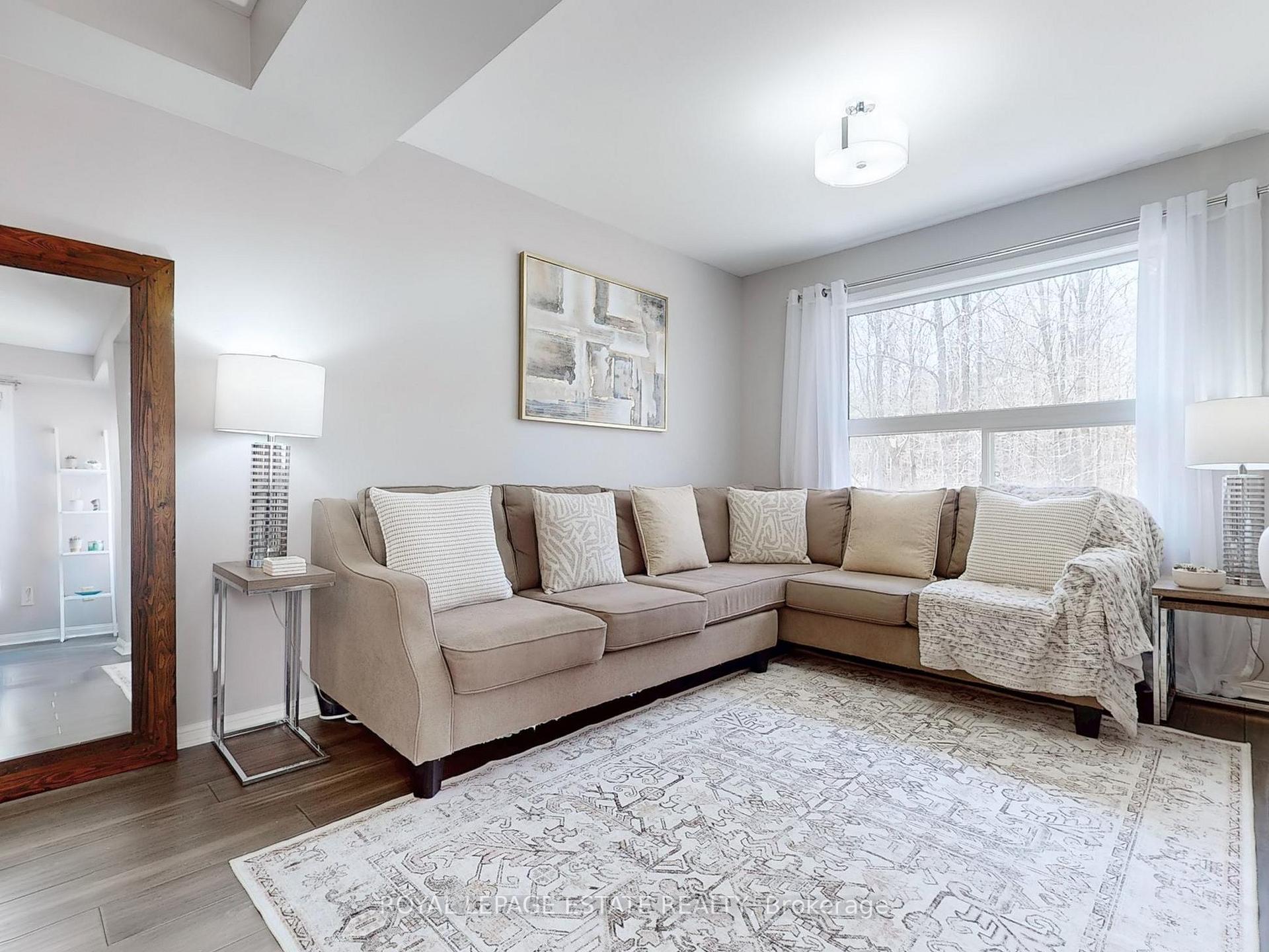 Photo 11 of 98 Hawthorne Crescent, Barrie, Ardagh — HOMEH
