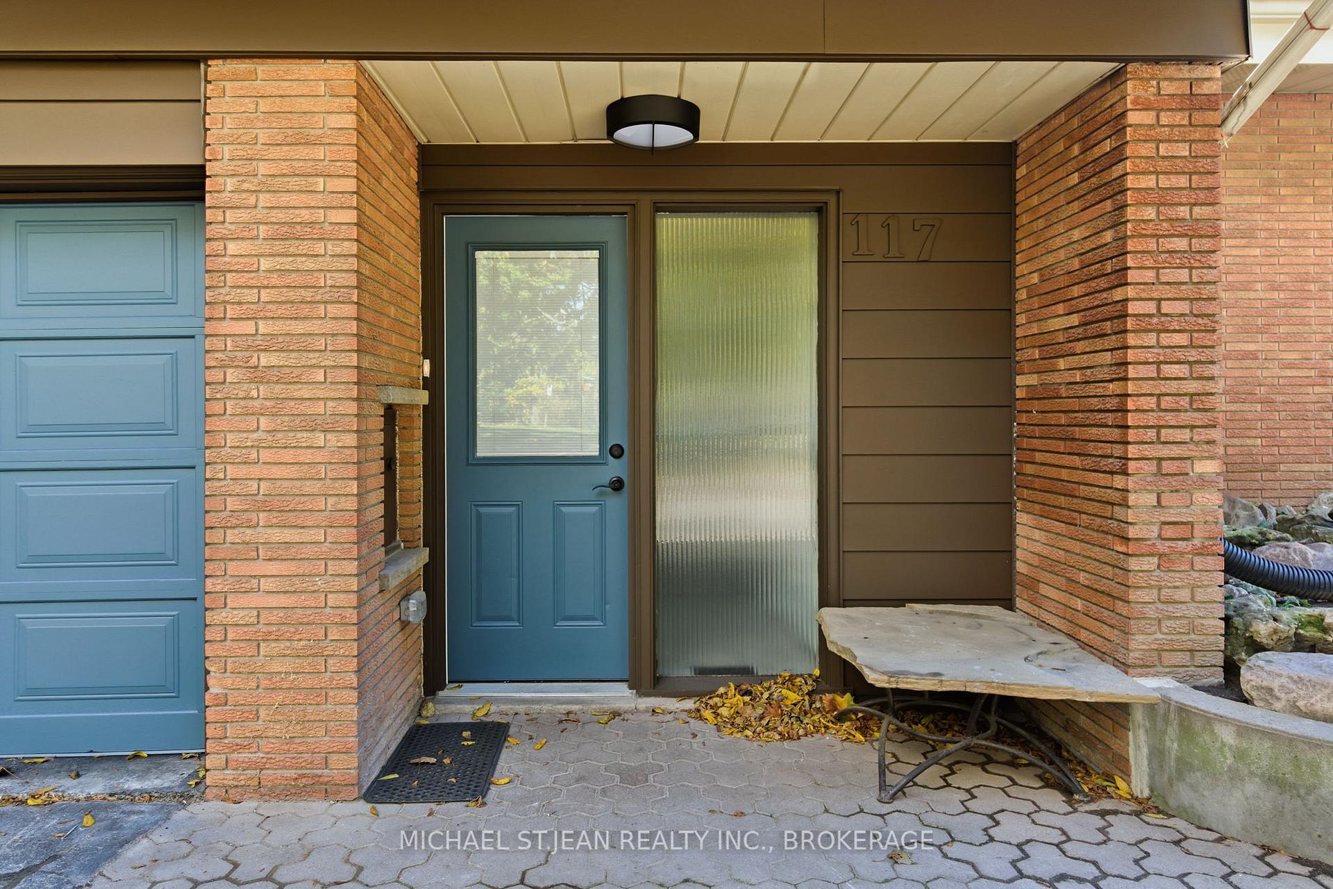 Photo 5 of 117 Little John Road, Hamilton, Dundas — HOMEH