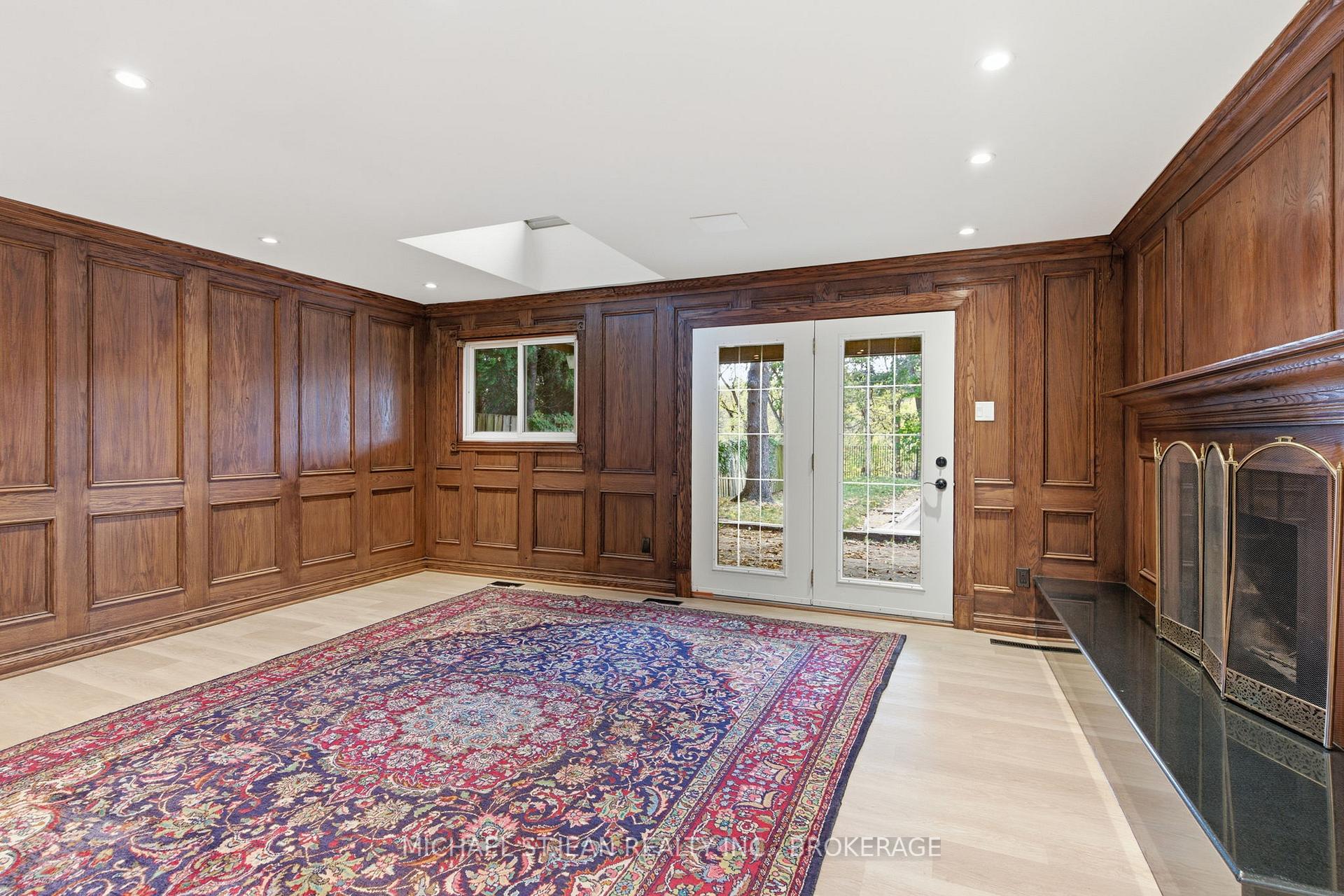 Photo 9 of 117 Little John Road, Hamilton, Dundas — HOMEH