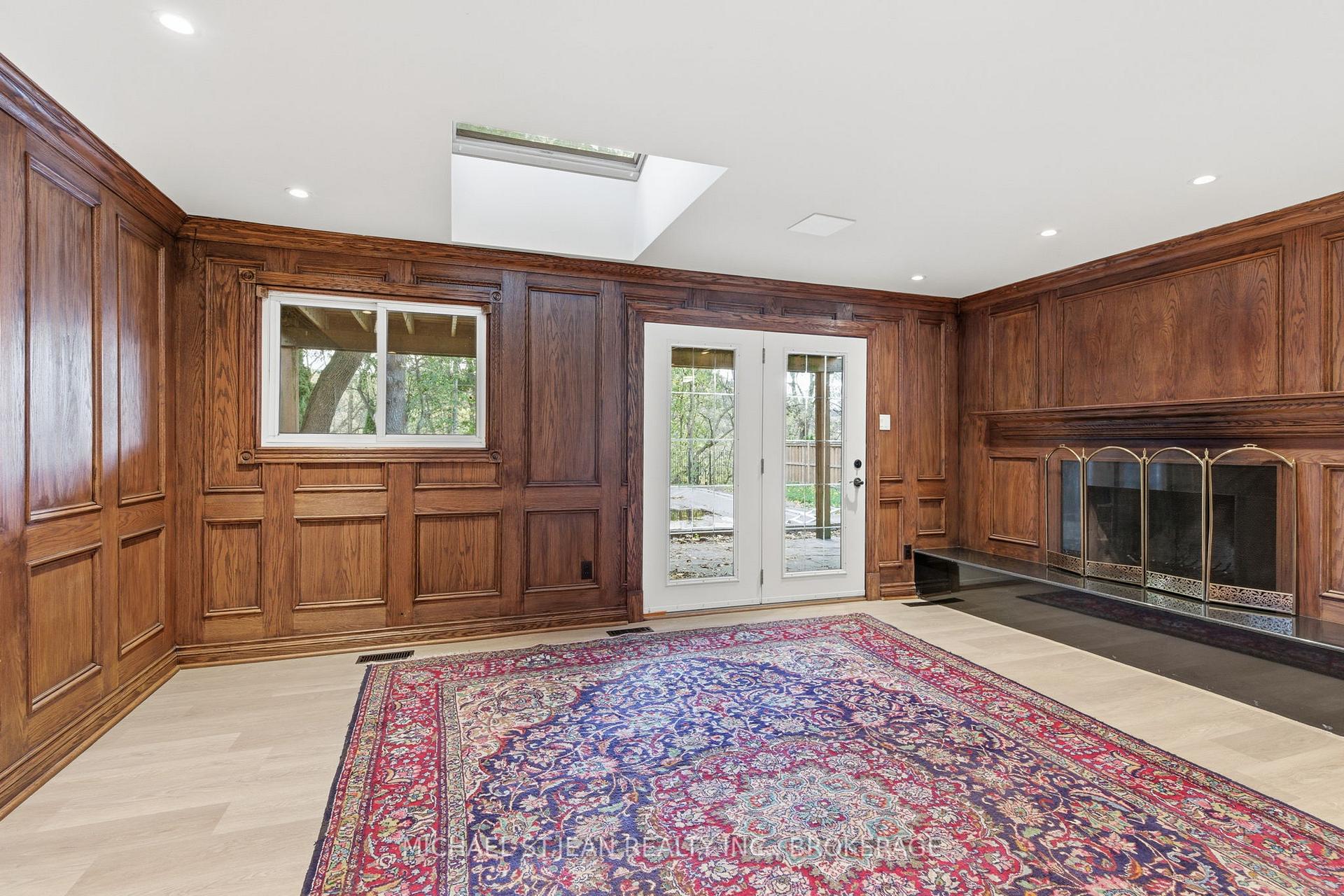 Photo 11 of 117 Little John Road, Hamilton, Dundas — HOMEH
