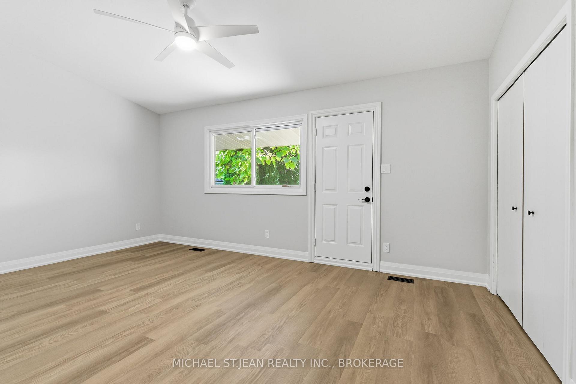 Photo 26 of 117 Little John Road, Hamilton, Dundas — HOMEH