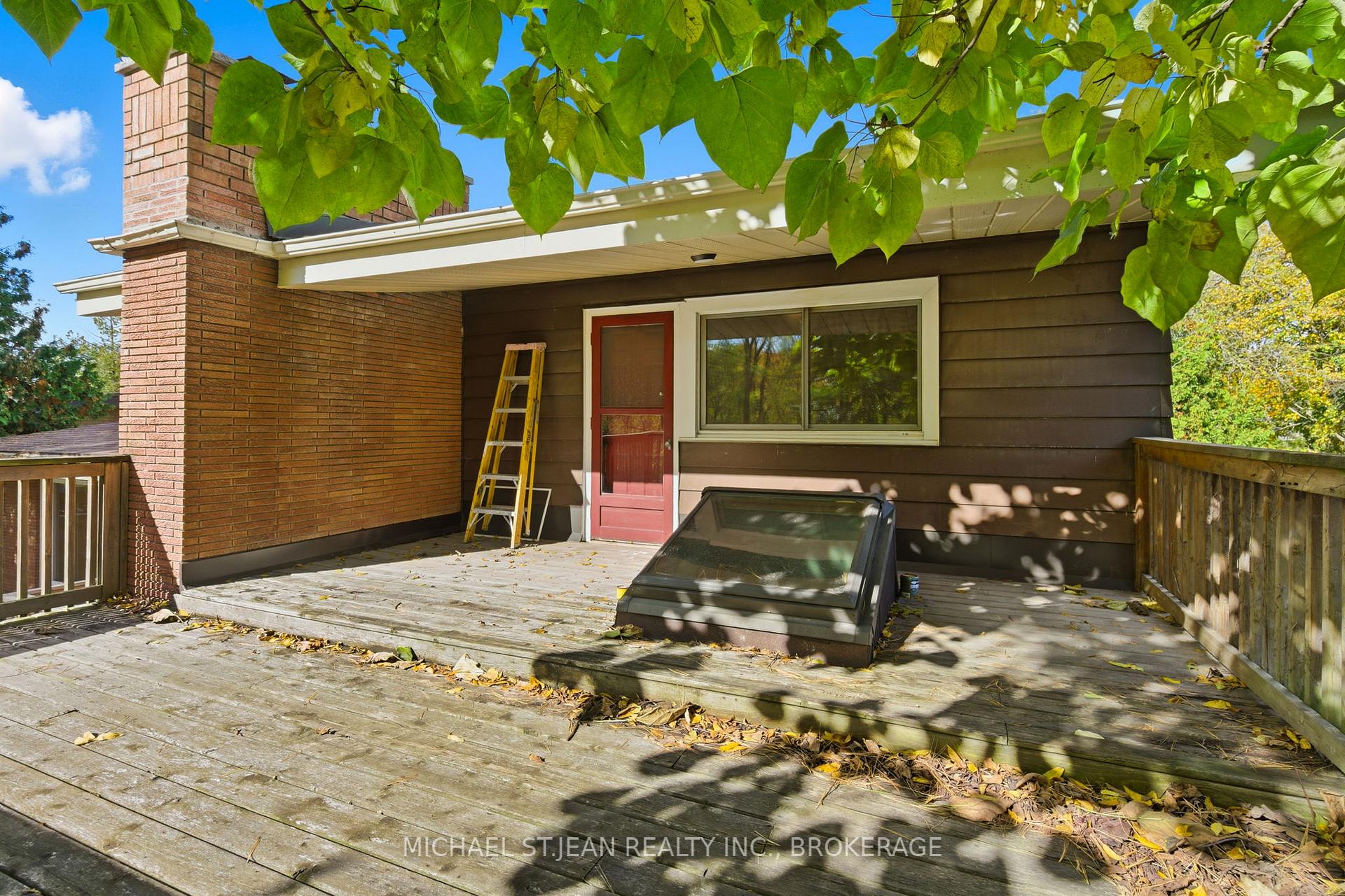 Photo 30 of 117 Little John Road, Hamilton, Dundas — HOMEH
