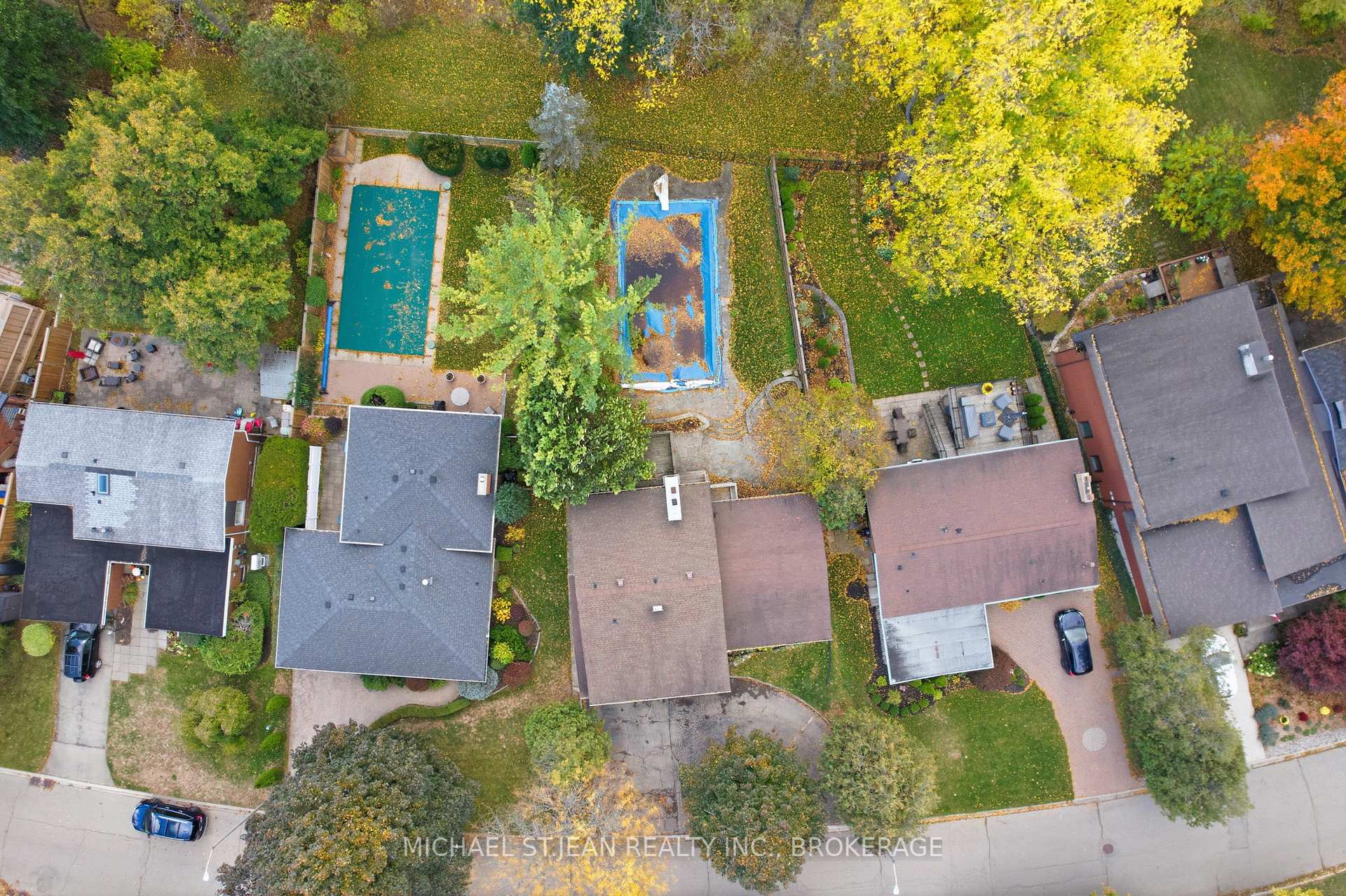 Photo 33 of 117 Little John Road, Hamilton, Dundas — HOMEH
