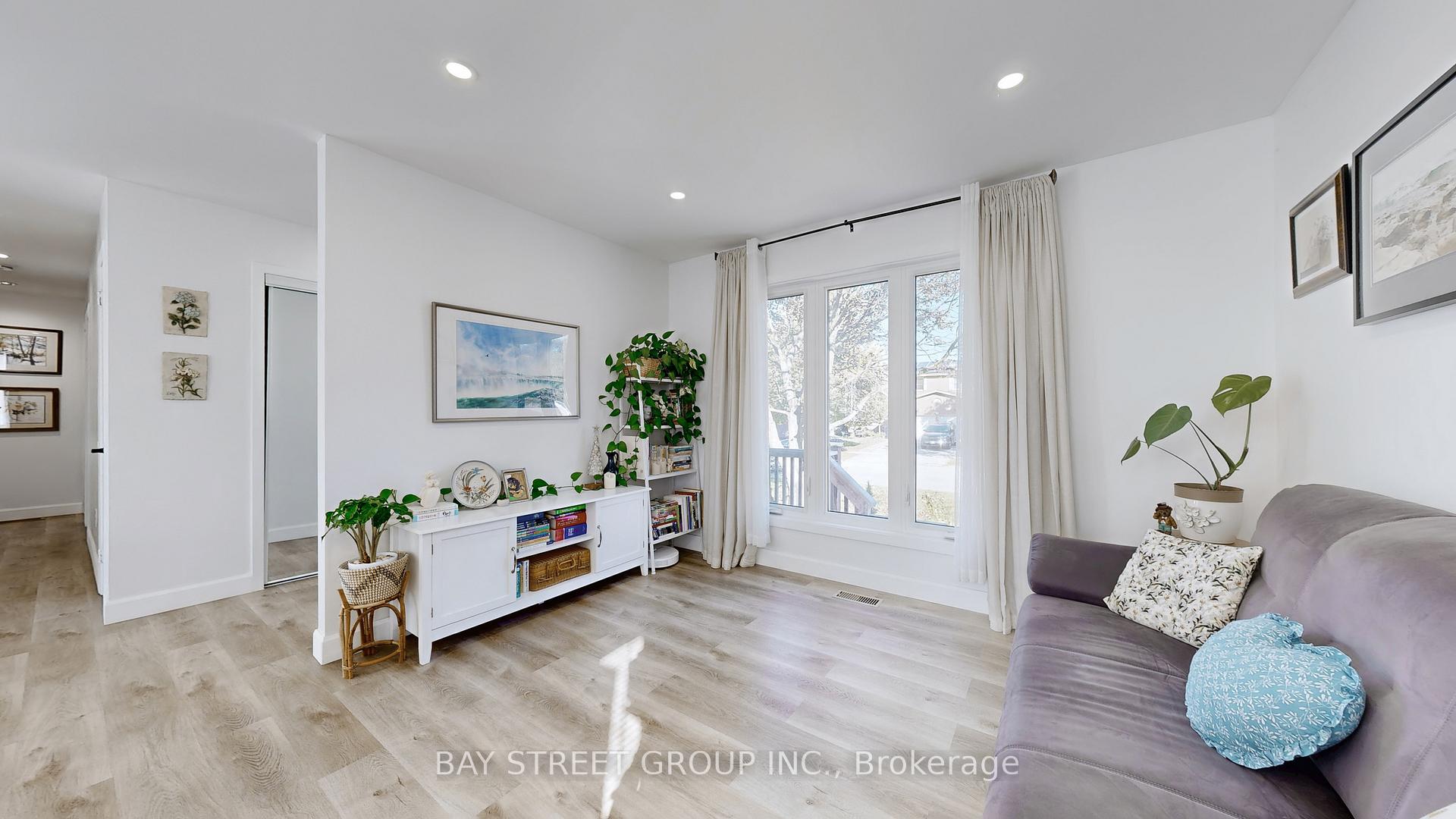 Photo 4 of Unit Main Floor, 142 Patterson Road, Barrie, Ardagh — HOMEH