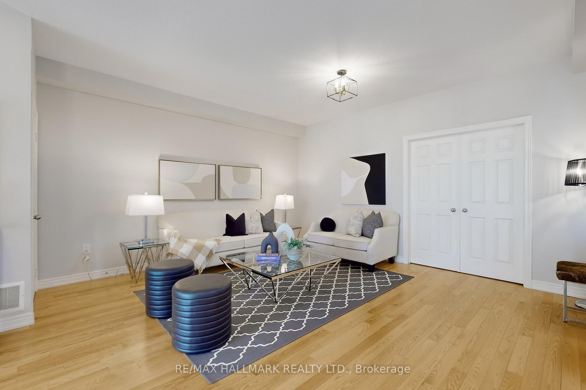 Photo 14 of 3962 Thomas Alton Boulevard, Burlington, Alton — HOMEH