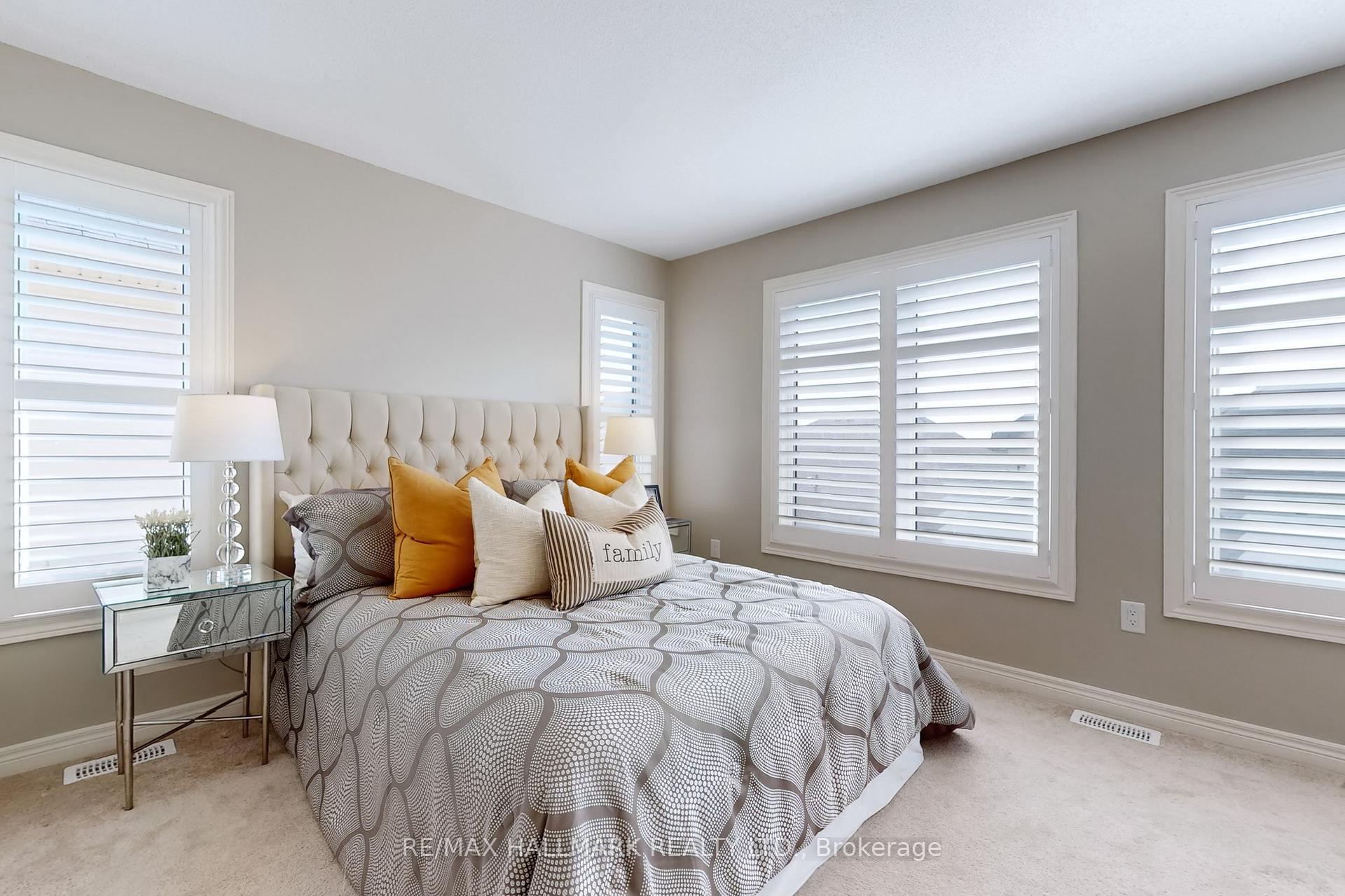 Photo 25 of 3962 Thomas Alton Boulevard, Burlington, Alton — HOMEH