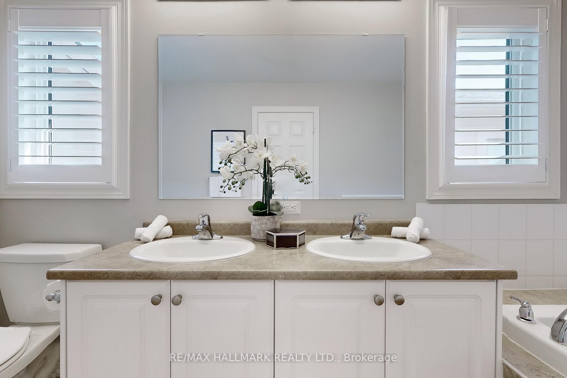 Photo 28 of 3962 Thomas Alton Boulevard, Burlington, Alton — HOMEH
