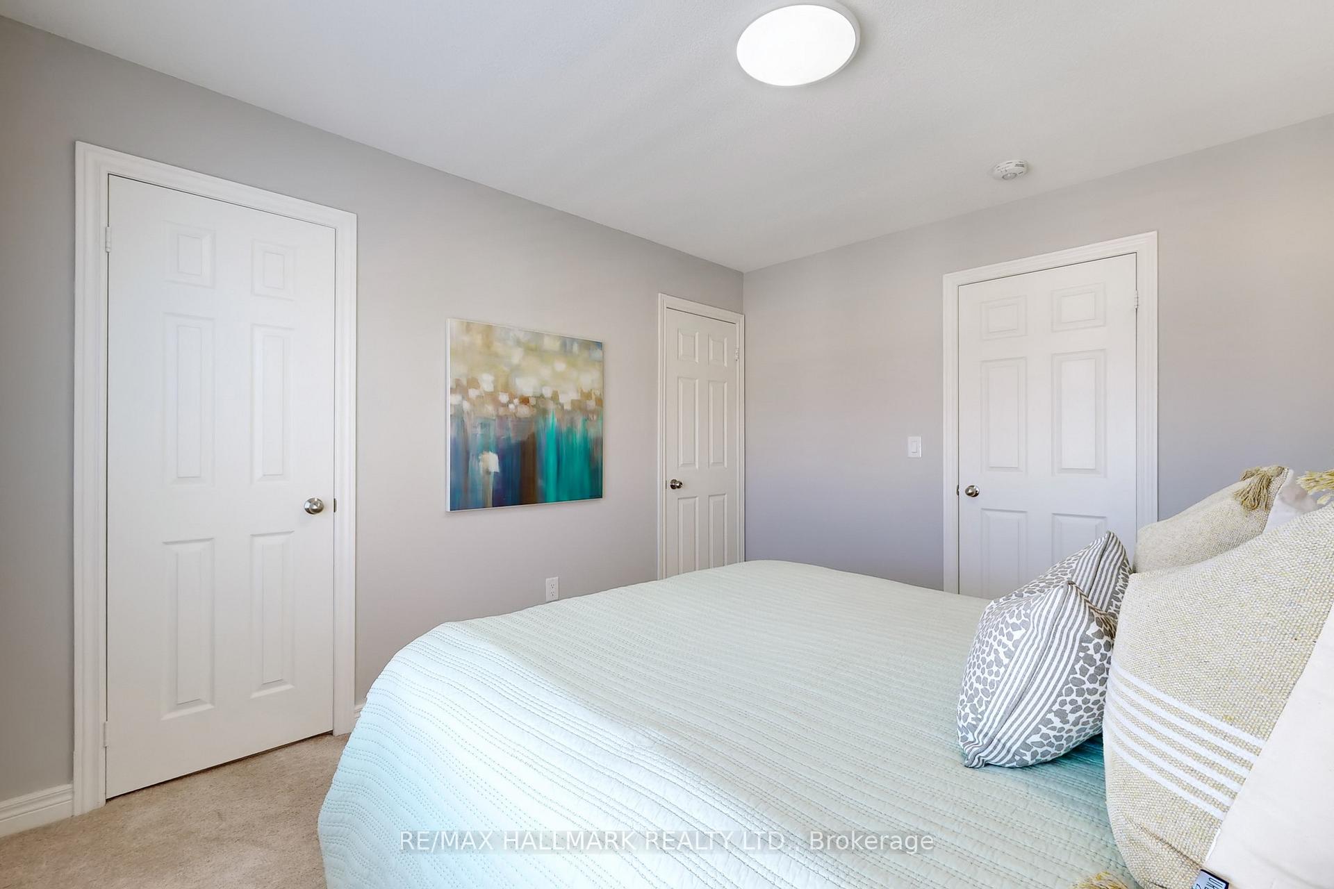 Photo 37 of 3962 Thomas Alton Boulevard, Burlington, Alton — HOMEH