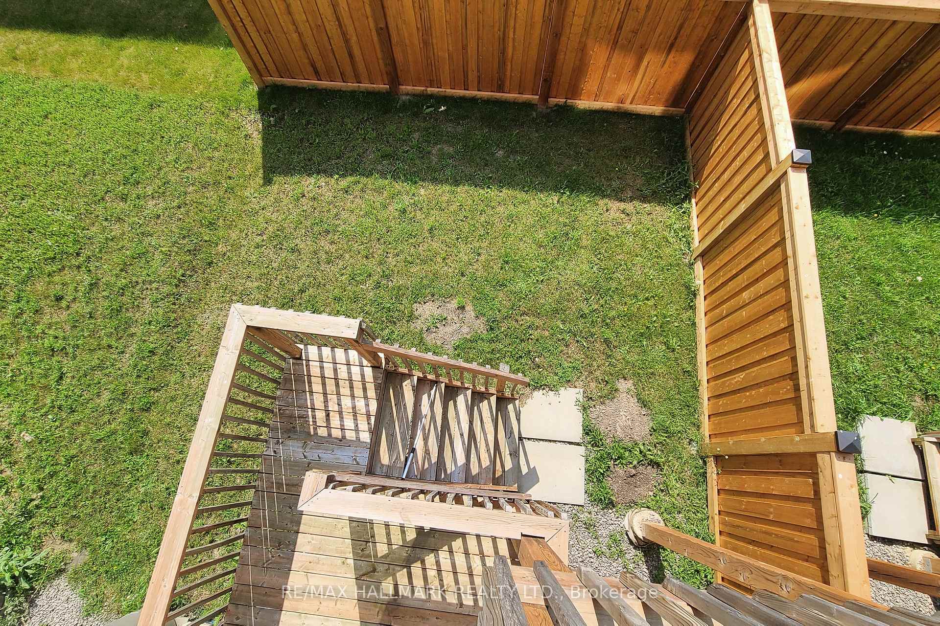 Photo 43 of 3962 Thomas Alton Boulevard, Burlington, Alton — HOMEH