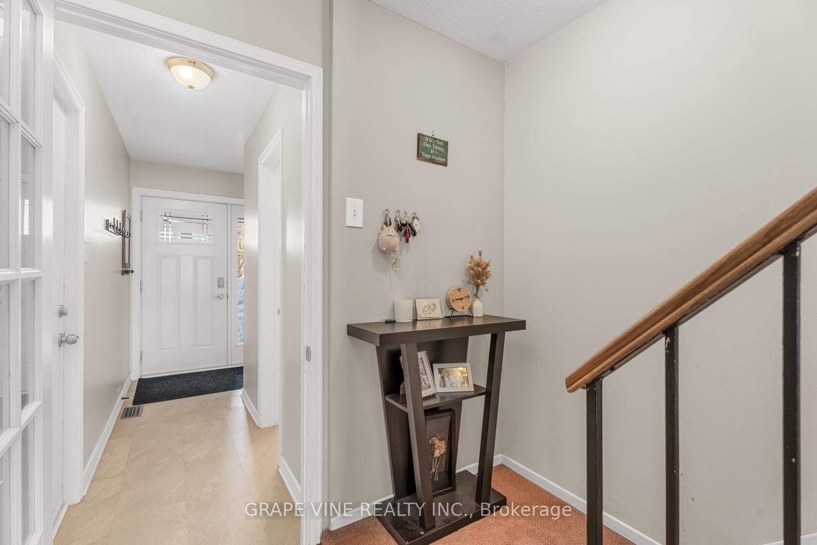 Photo 19 of 132 Pickwick Drive, Ottawa, Barrhaven - Cedargrove/Fraserdale — HOMEH