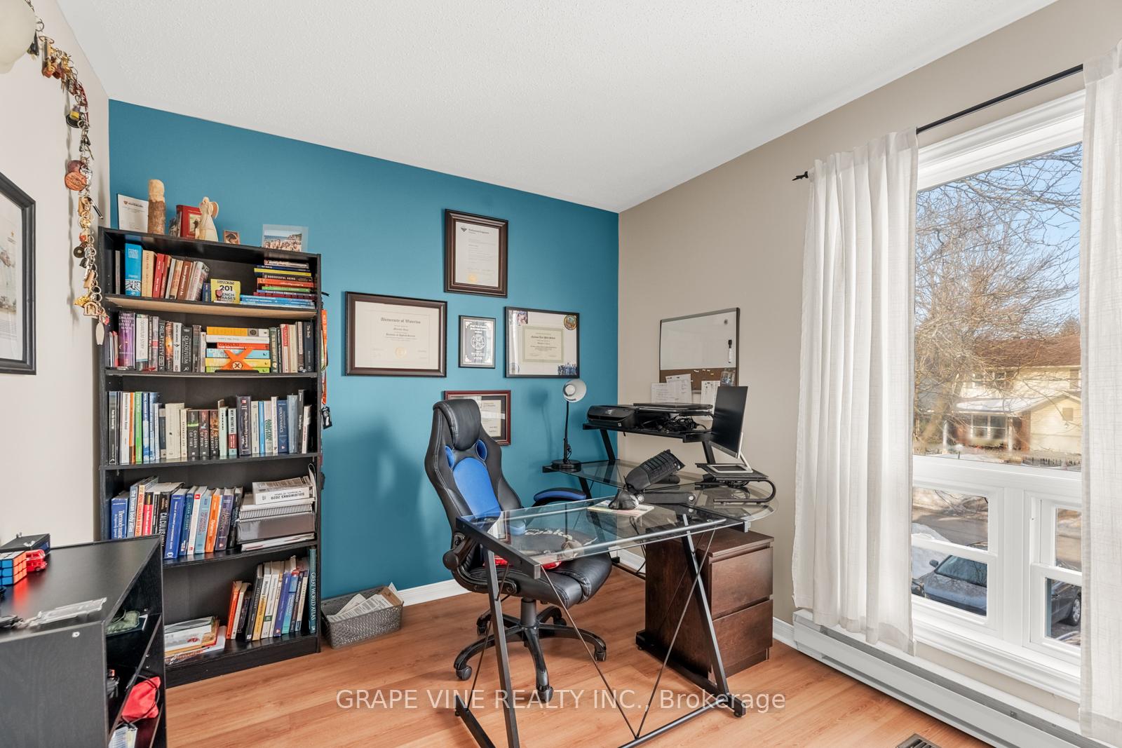 Photo 23 of 132 Pickwick Drive, Ottawa, Barrhaven - Cedargrove/Fraserdale — HOMEH