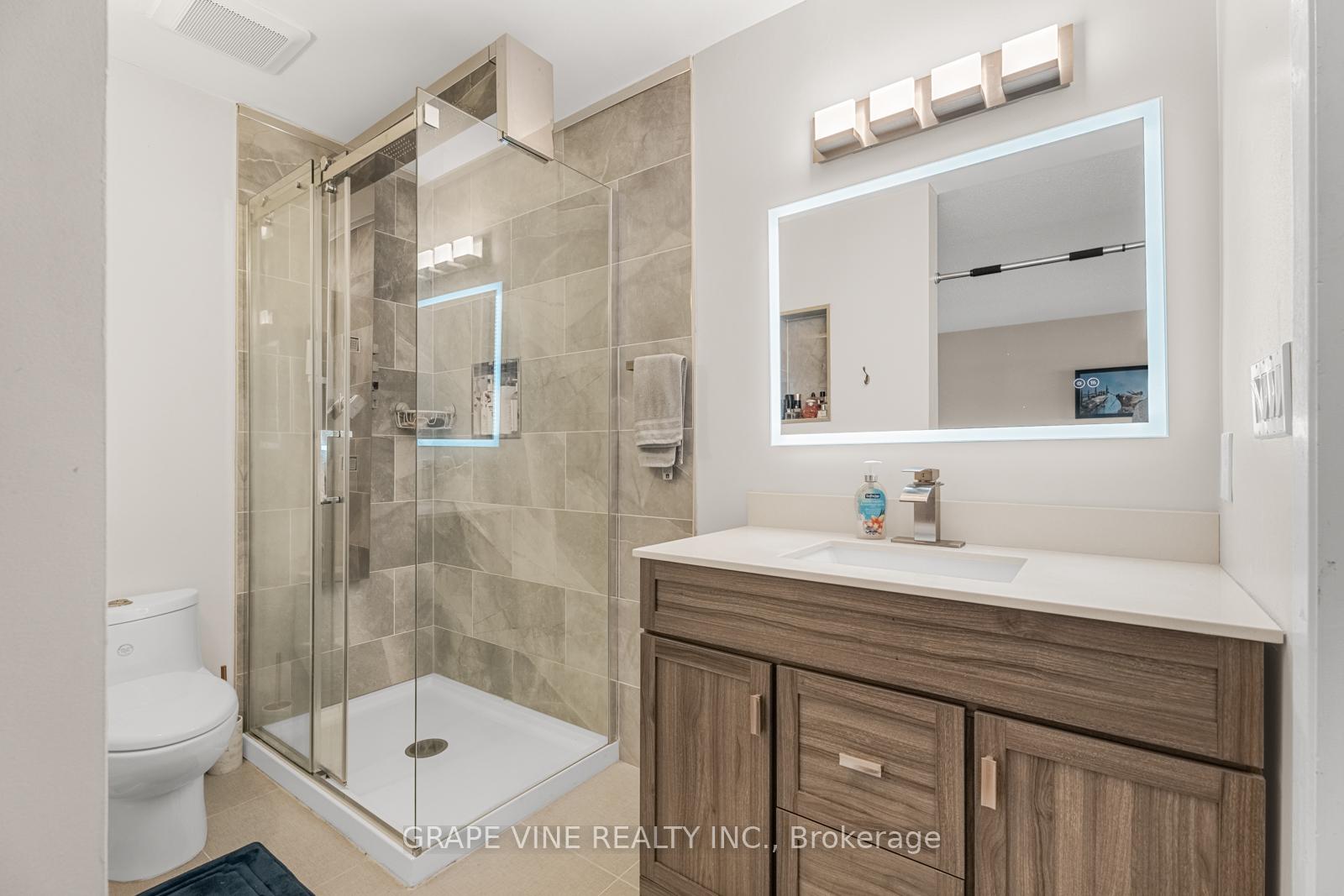 Photo 24 of 132 Pickwick Drive, Ottawa, Barrhaven - Cedargrove/Fraserdale — HOMEH