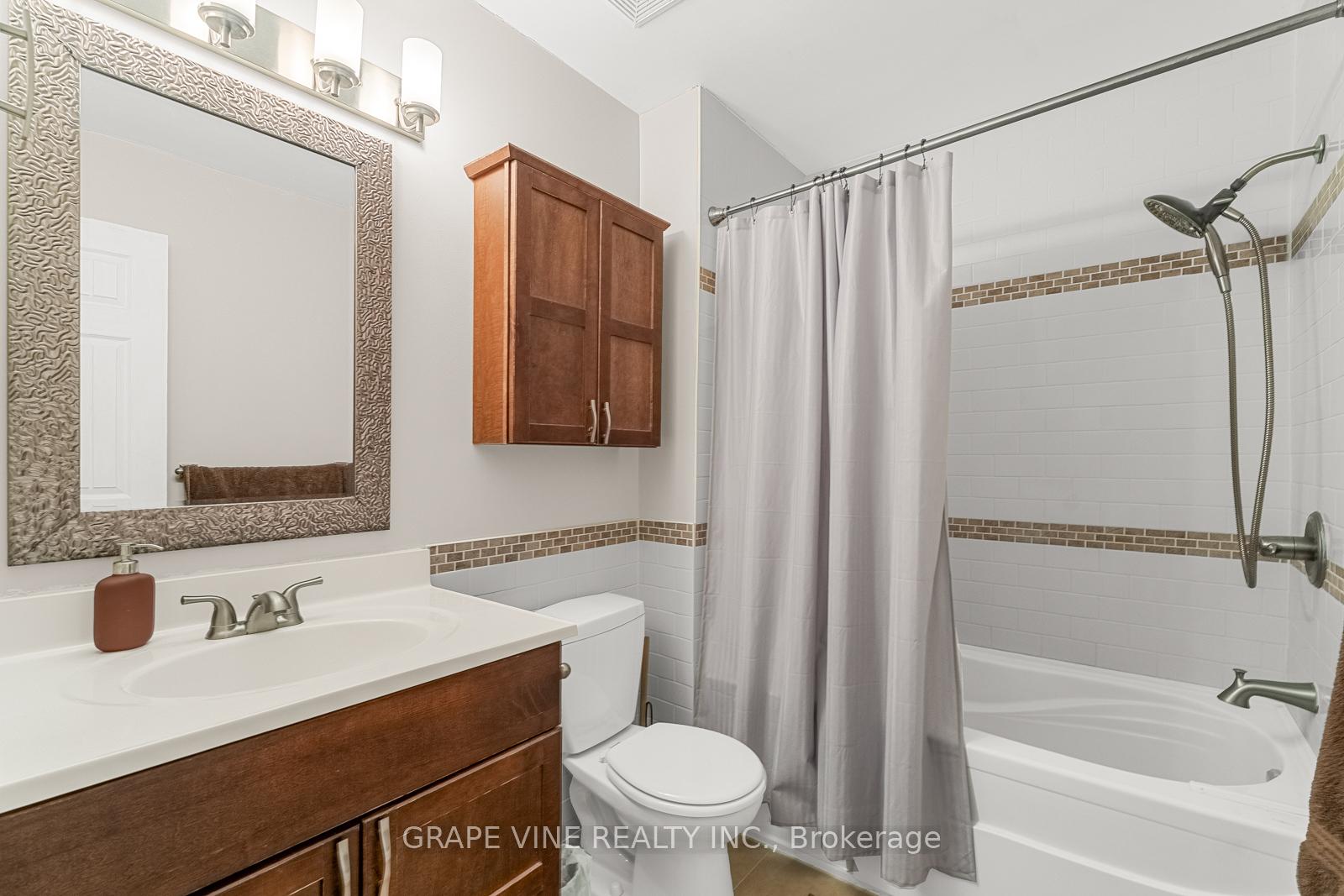 Photo 28 of 132 Pickwick Drive, Ottawa, Barrhaven - Cedargrove/Fraserdale — HOMEH