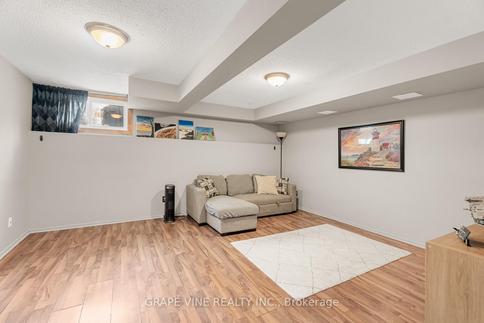 Photo 30 of 132 Pickwick Drive, Ottawa, Barrhaven - Cedargrove/Fraserdale — HOMEH