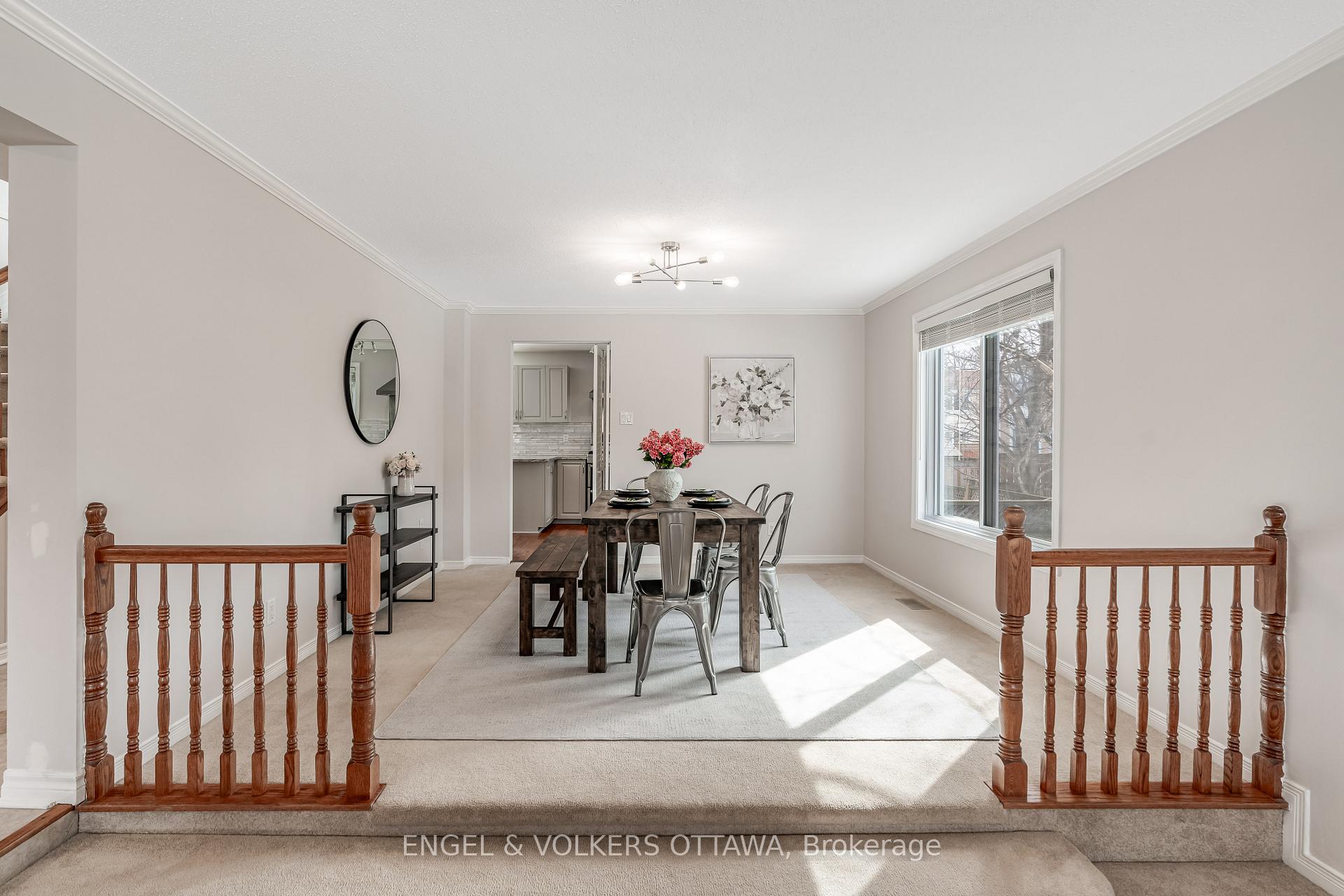 Photo 18 of 44 Chatham Gardens, Ottawa, Barrhaven - Cedargrove/Fraserdale — HOMEH
