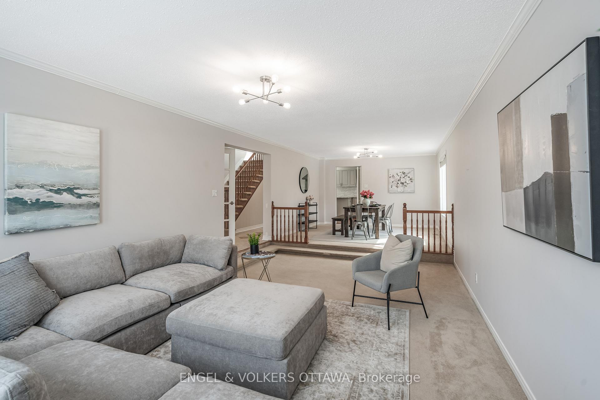 Photo 21 of 44 Chatham Gardens, Ottawa, Barrhaven - Cedargrove/Fraserdale — HOMEH