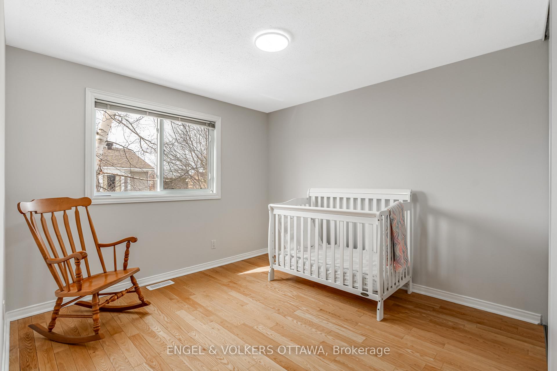 Photo 38 of 44 Chatham Gardens, Ottawa, Barrhaven - Cedargrove/Fraserdale — HOMEH
