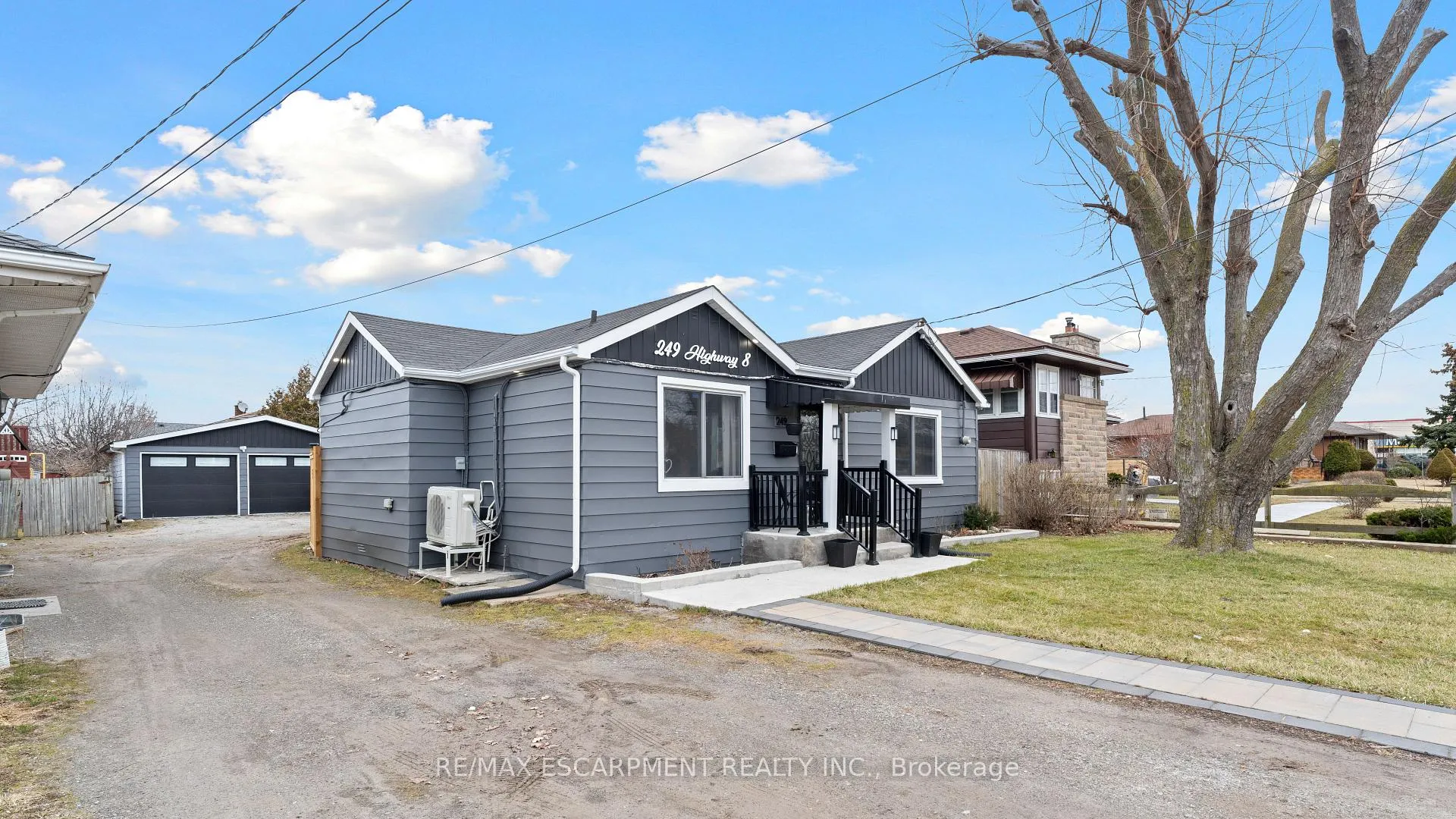 Photo 4 of 249 Highway 8, Hamilton, Stoney Creek — HOMEH