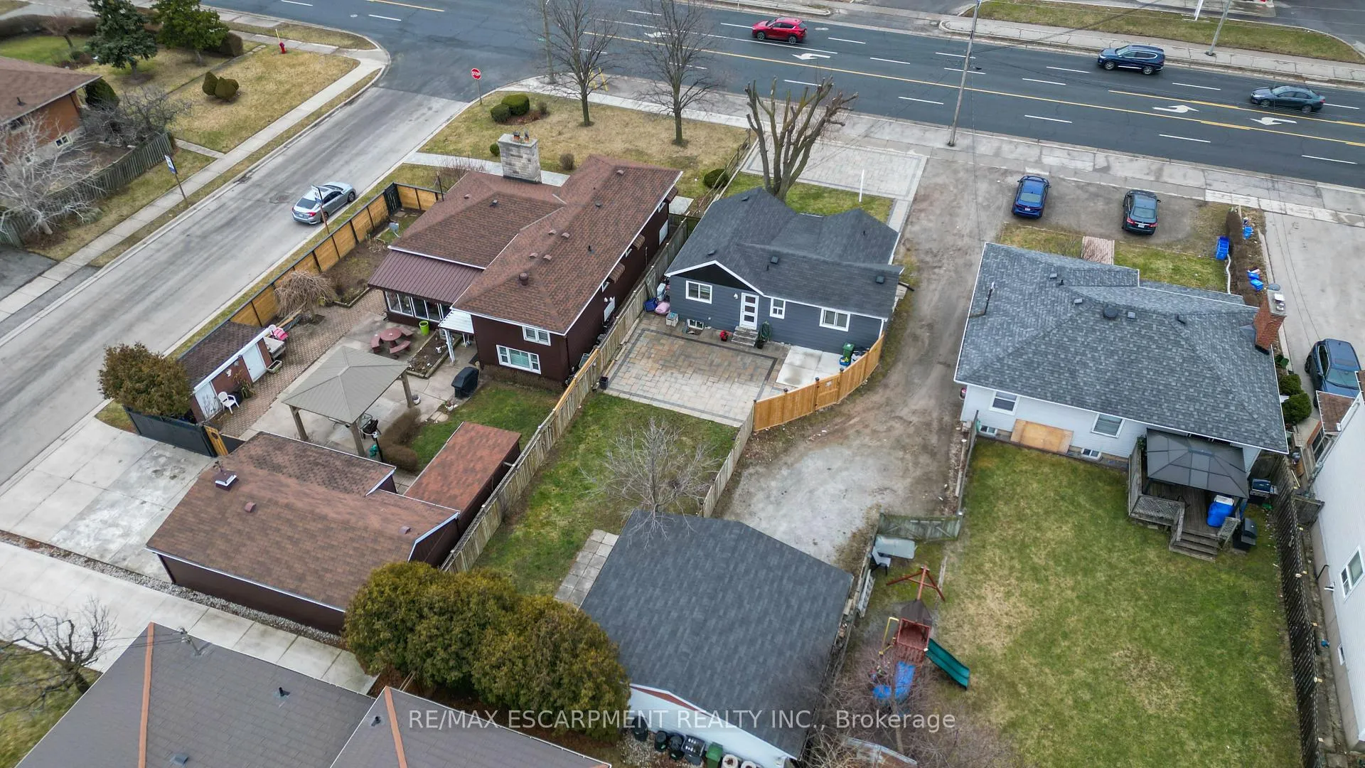 Photo 6 of 249 Highway 8, Hamilton, Stoney Creek — HOMEH