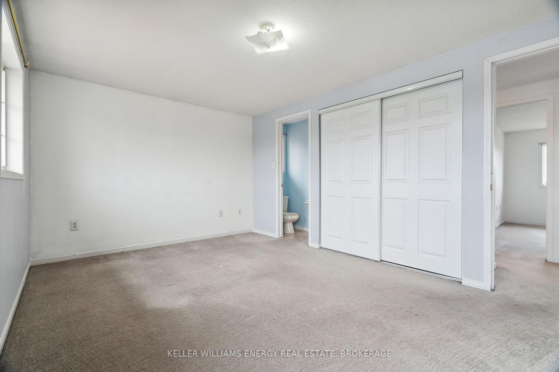 Photo 14 of 31 Downing Crescent, Barrie, Holly — HOMEH