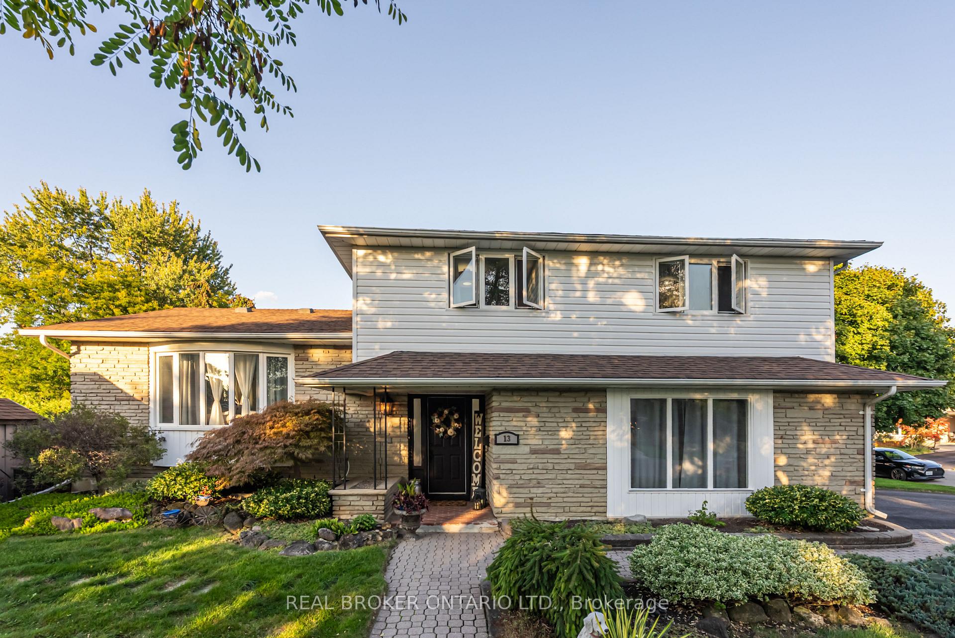 Front of 13 Pine Tree Crescent