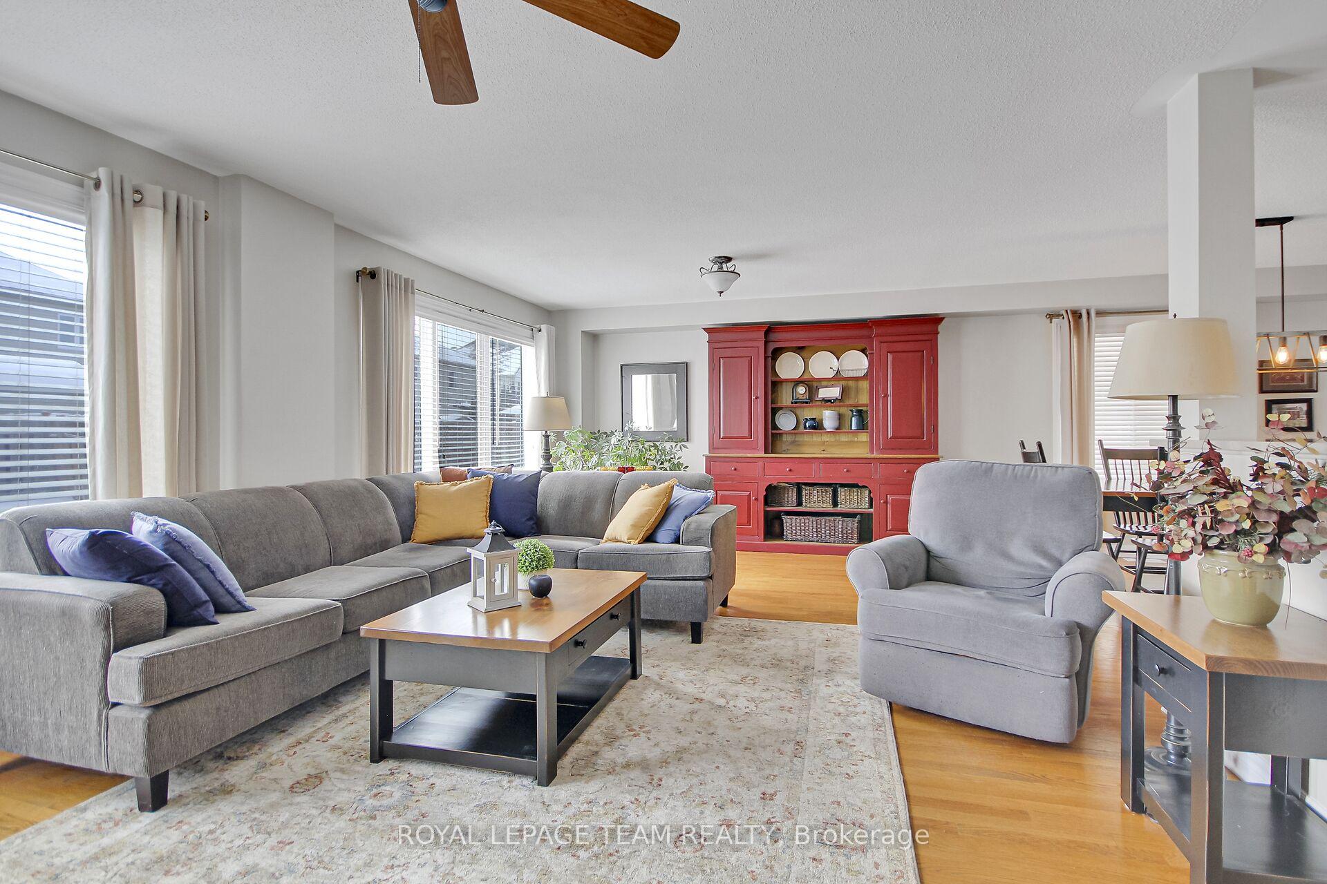 Photo 8 of 38 Knowlton Drive, Ottawa, Barrhaven East — HOMEH