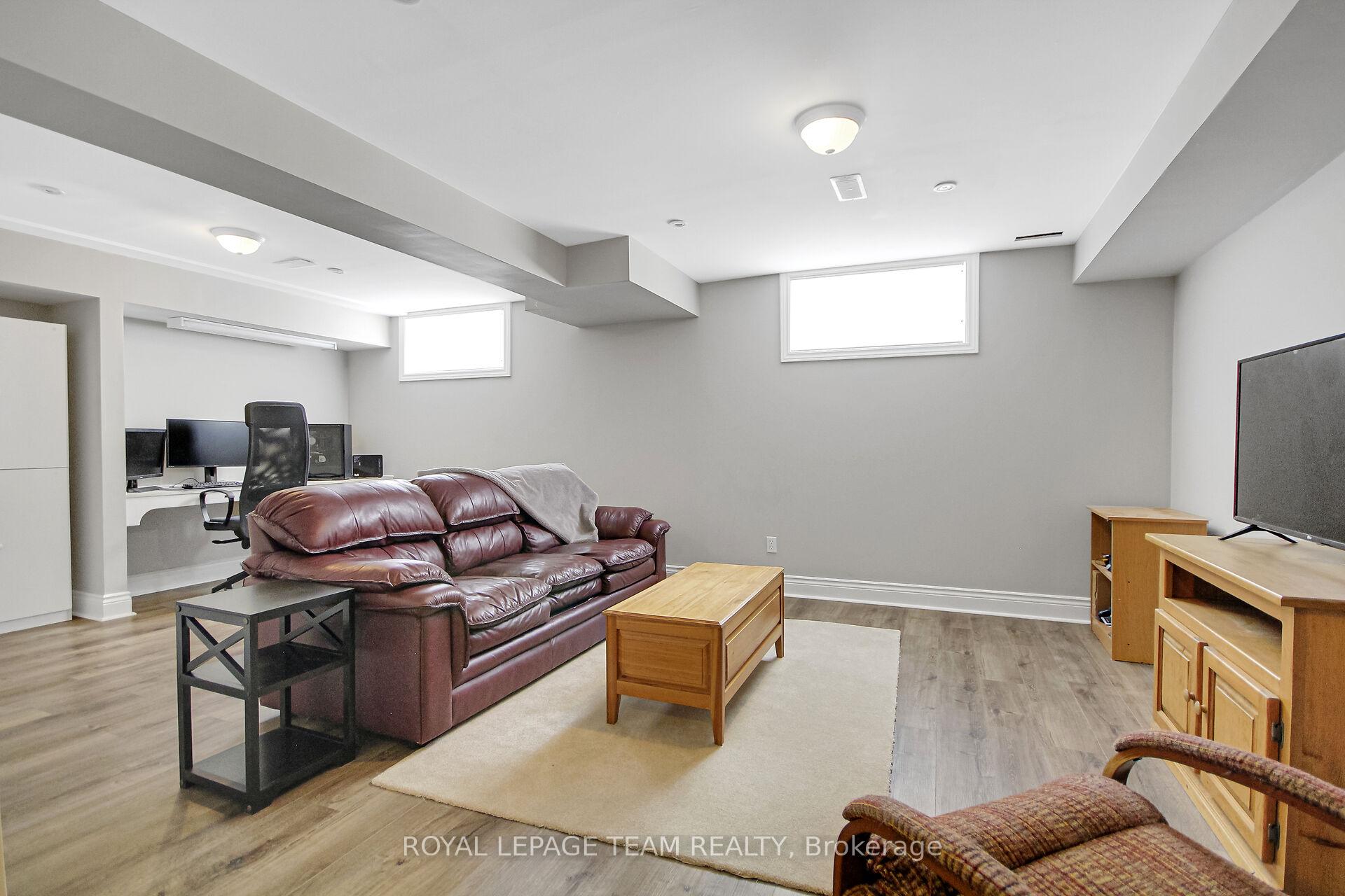 Photo 37 of 38 Knowlton Drive, Ottawa, Barrhaven East — HOMEH