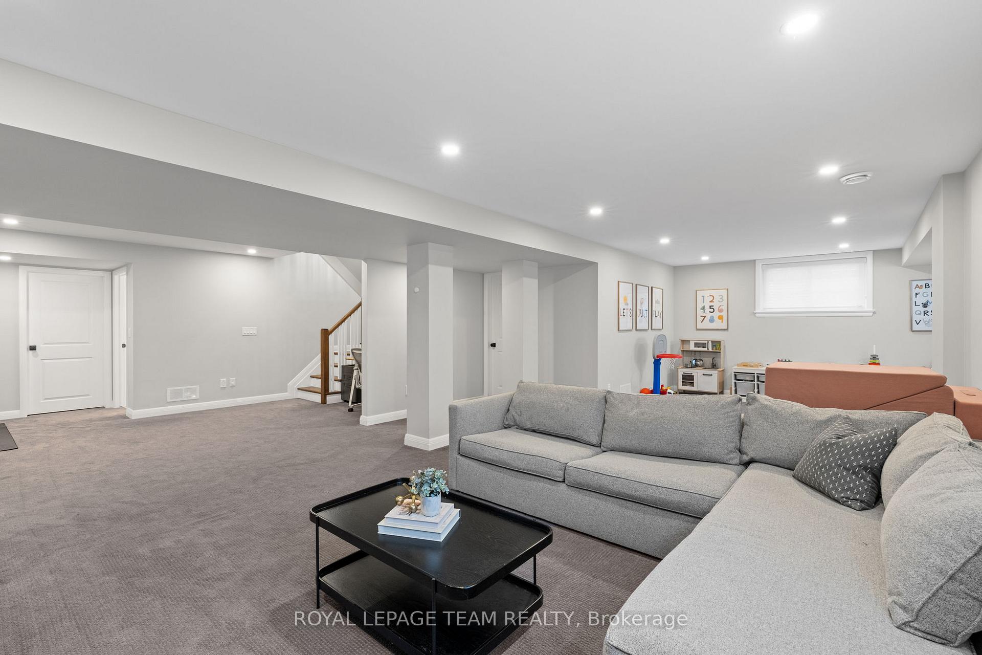 Photo 37 of 108 Lochhouse Walk, Ottawa, Barrhaven - Stonebridge — HOMEH
