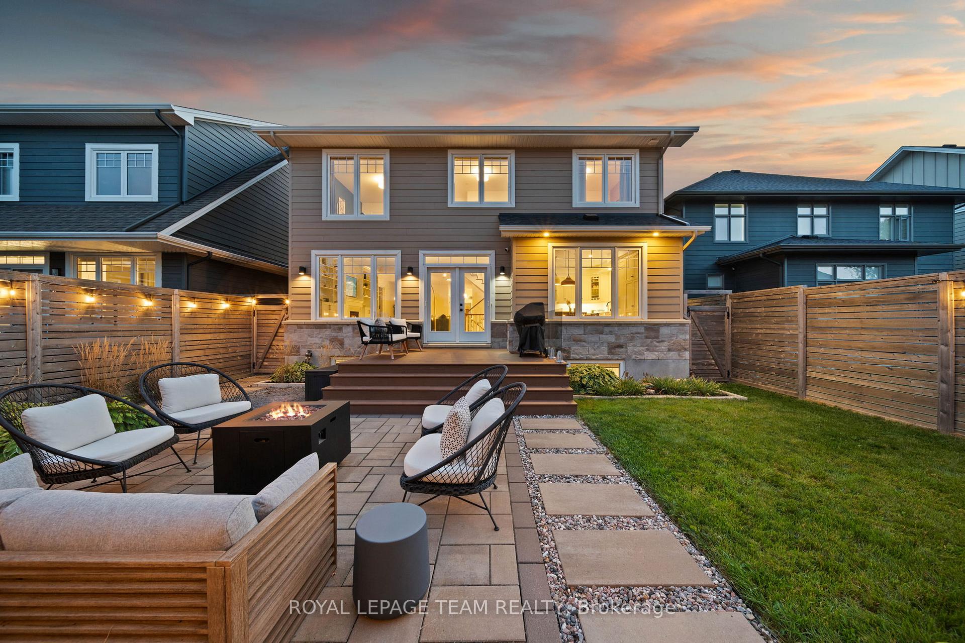 Photo 49 of 108 Lochhouse Walk, Ottawa, Barrhaven - Stonebridge — HOMEH
