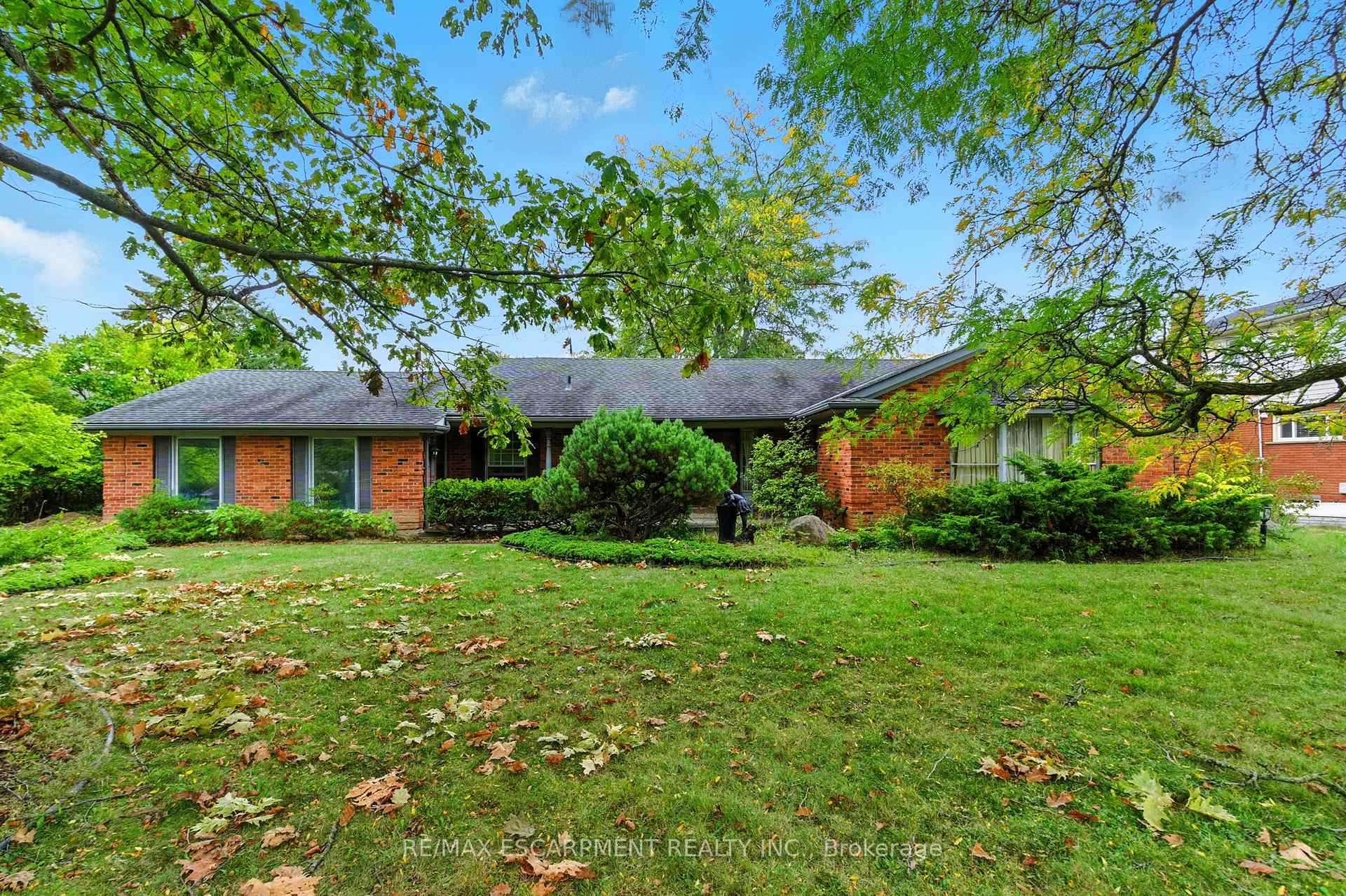 Photo 1 of 55 Overdale Avenue, Hamilton, Waterdown — HOMEH