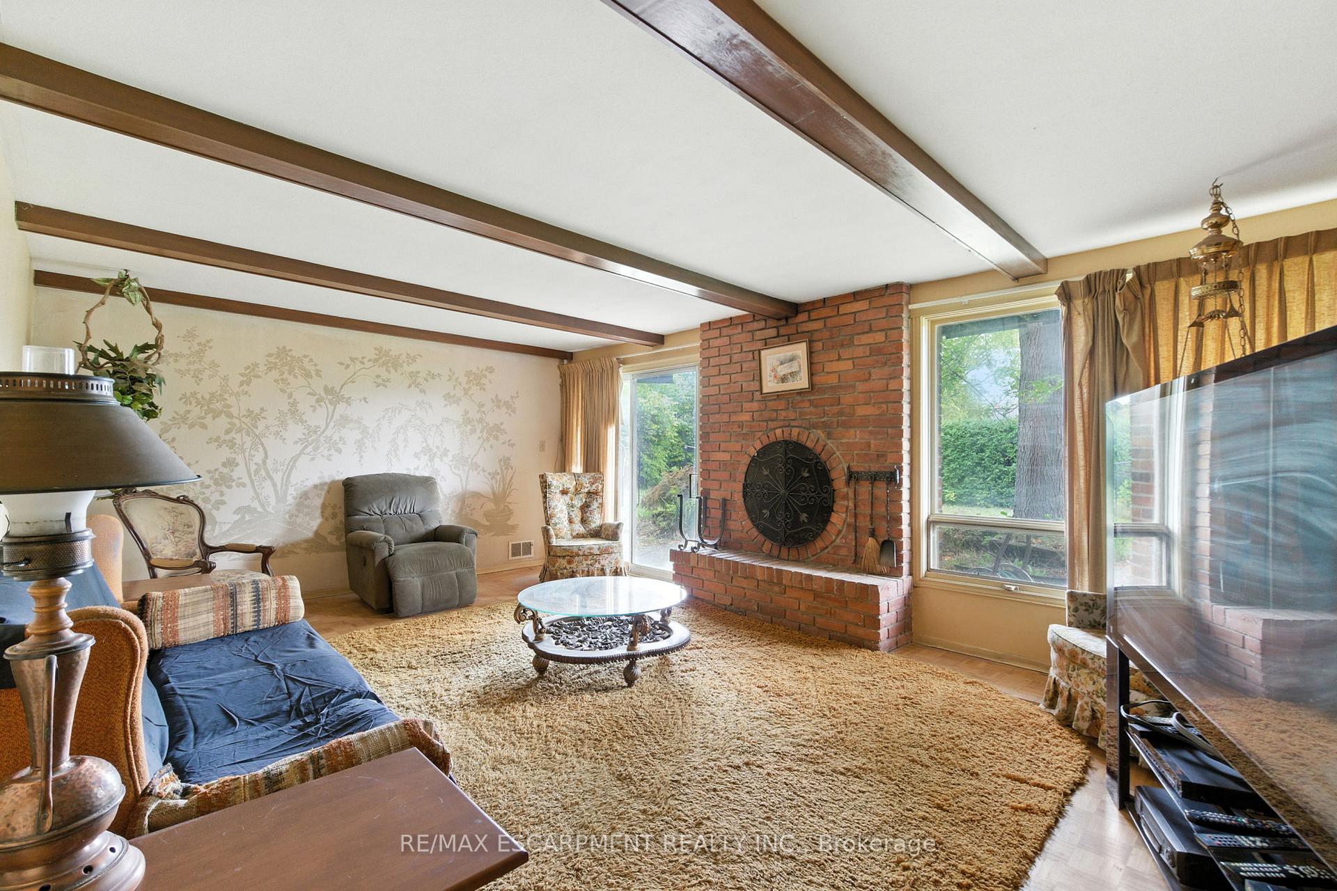 Photo 32 of 55 Overdale Avenue, Hamilton, Waterdown — HOMEH