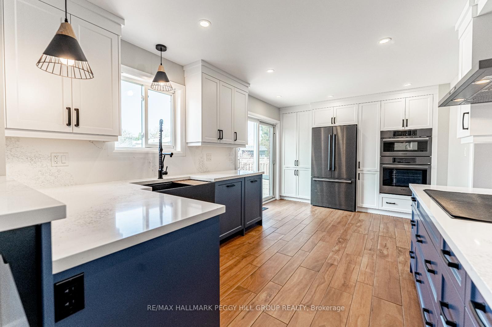 Photo 3 of 67 Springhome Road, Barrie, Allandale Heights — HOMEH
