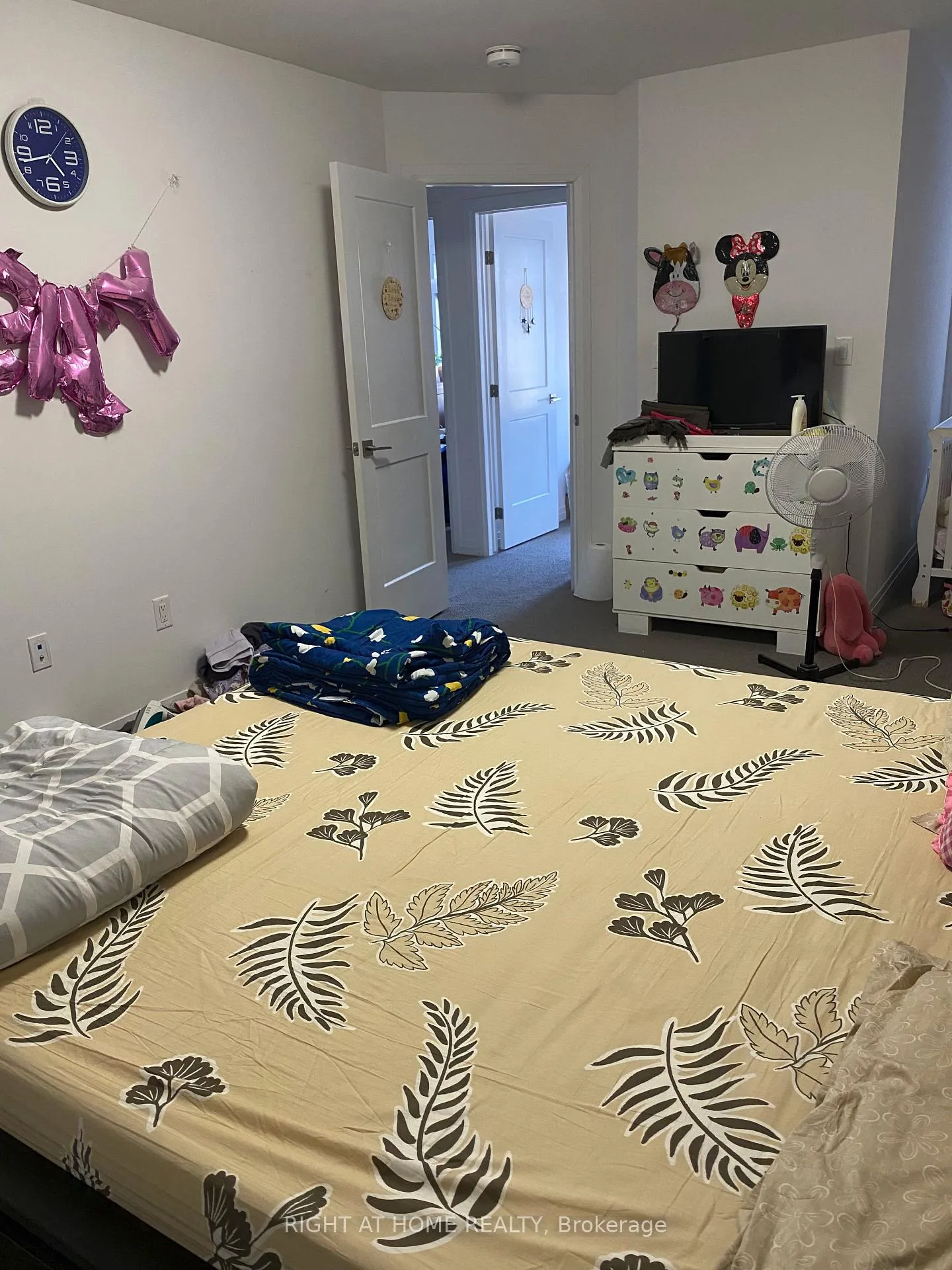 Photo 10 of Unit 161, 30 Times Square Boulevard, Hamilton, Stoney Creek — HOMEH