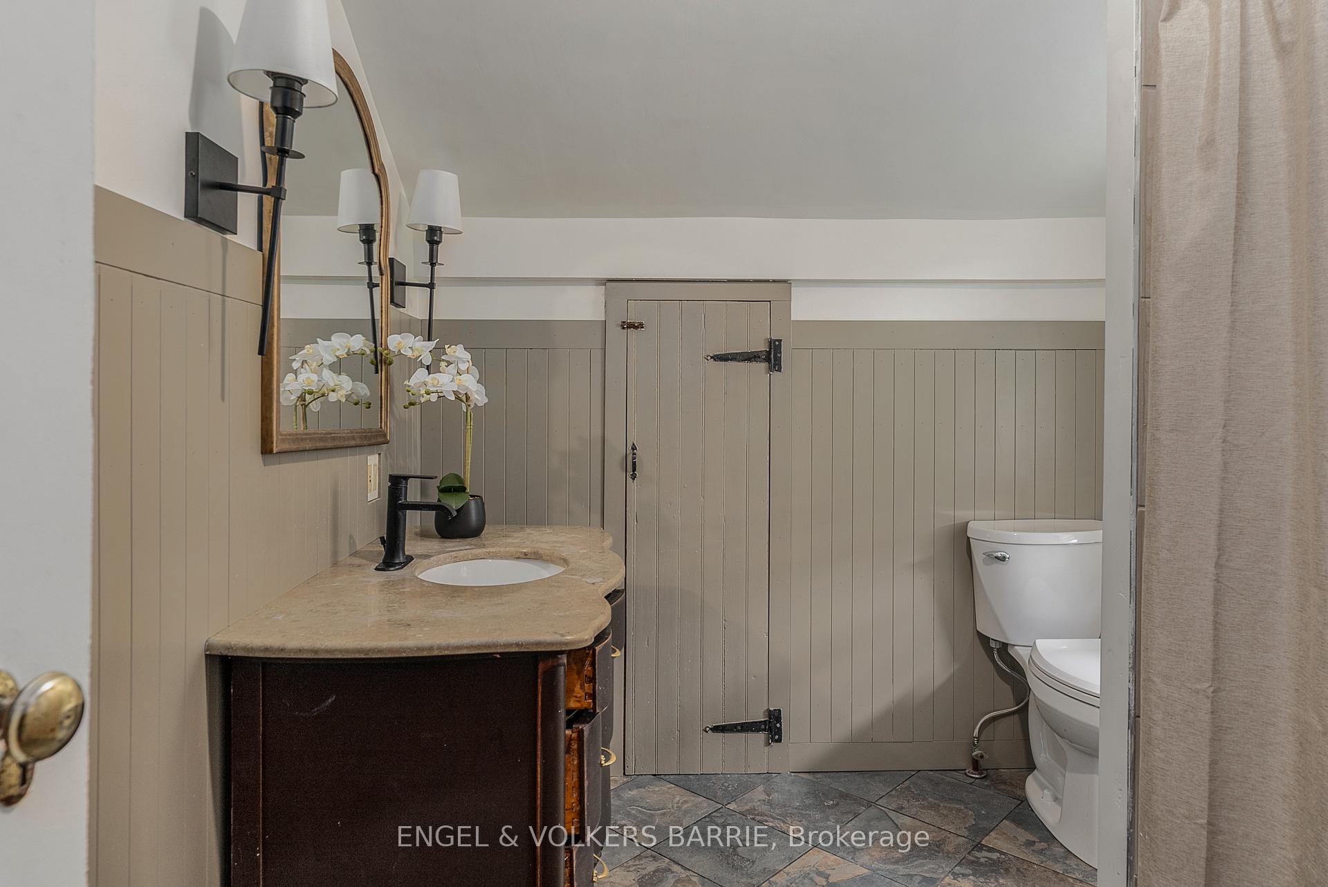Photo 8 of 190 Shanty Bay Road, Barrie, North Shore — HOMEH