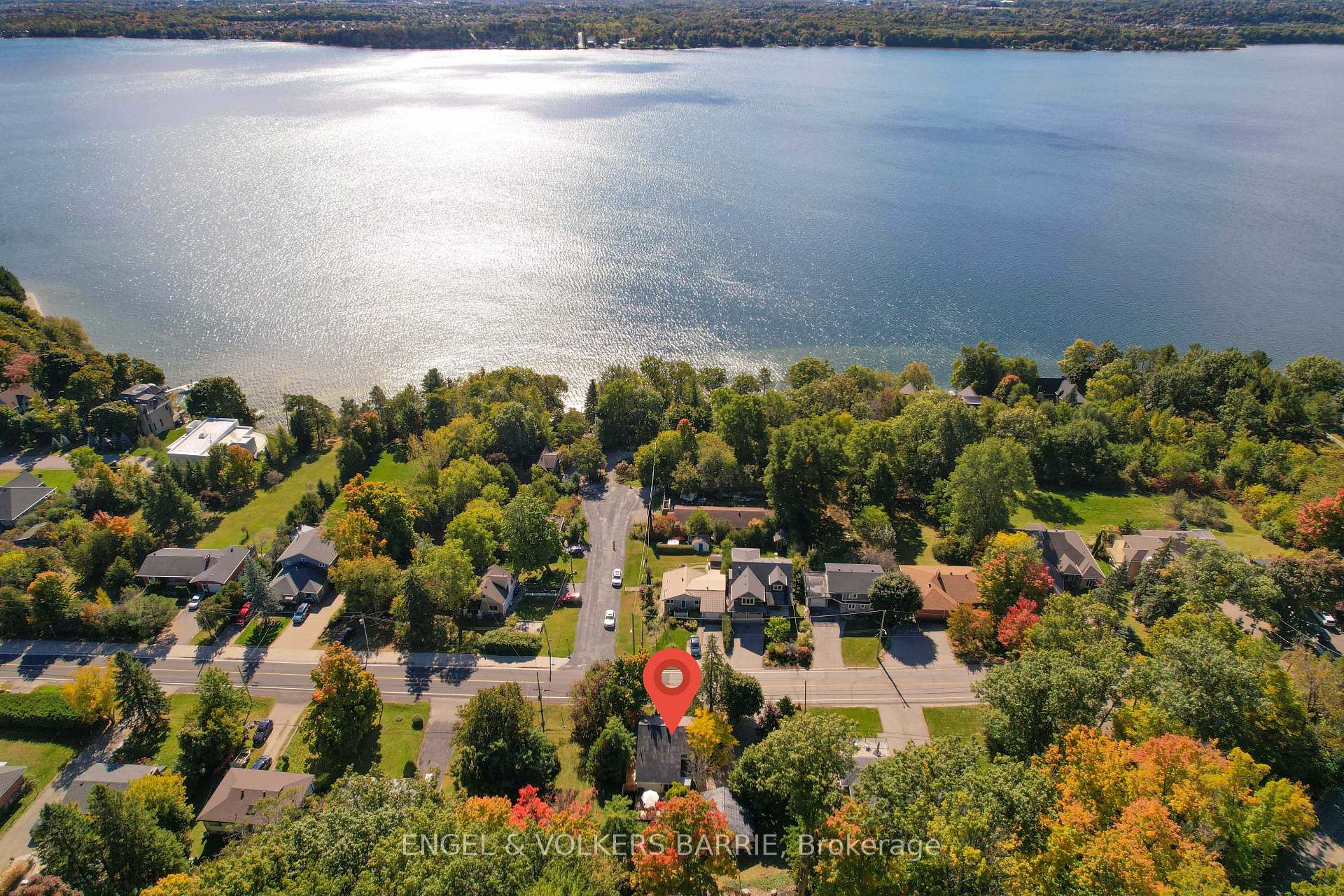Photo 15 of 190 Shanty Bay Road, Barrie, North Shore — HOMEH