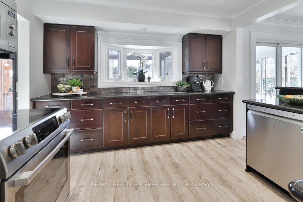 Photo 14 of 1214 Nottingham Avenue, Burlington, Mountainside — HOMEH