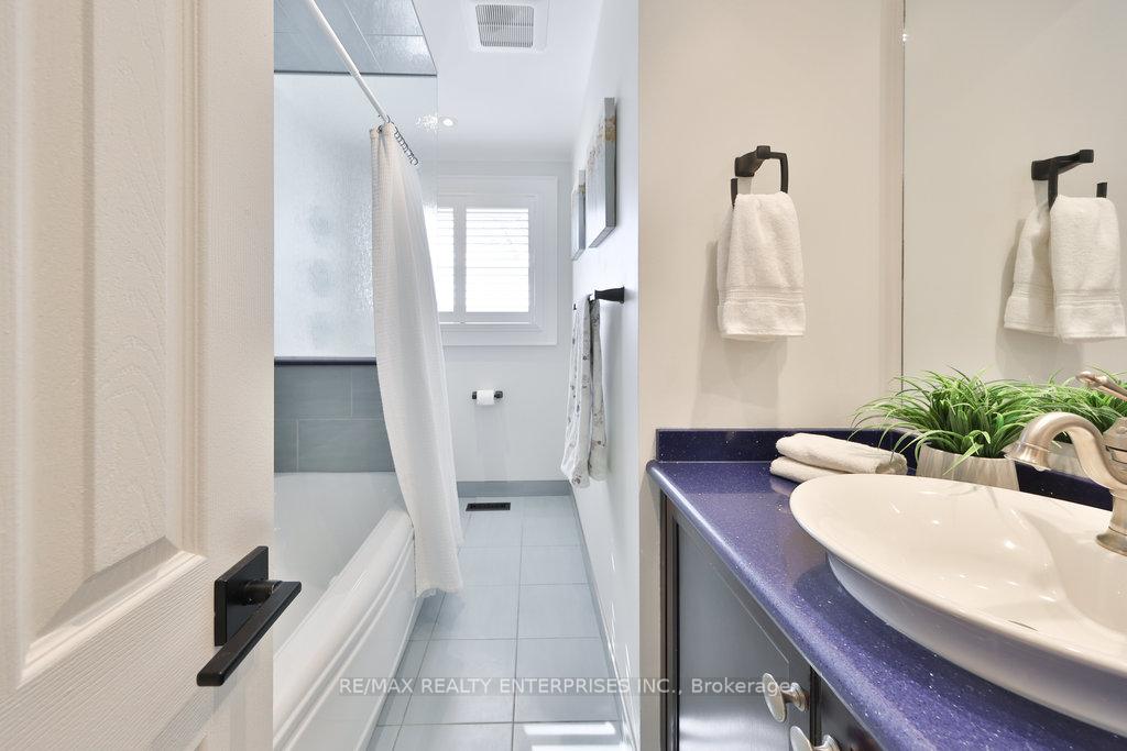 Photo 23 of 1214 Nottingham Avenue, Burlington, Mountainside — HOMEH