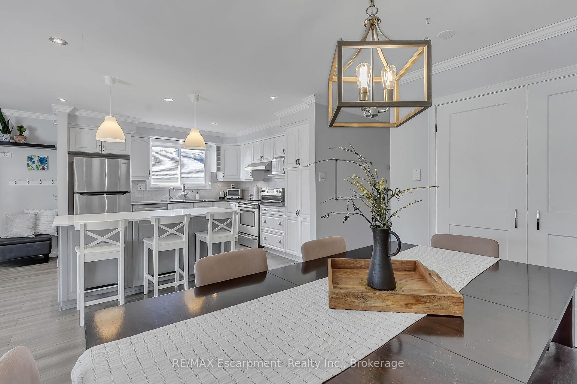 Photo 20 of 2379 Malcolm Crescent, Burlington, Brant Hills — HOMEH