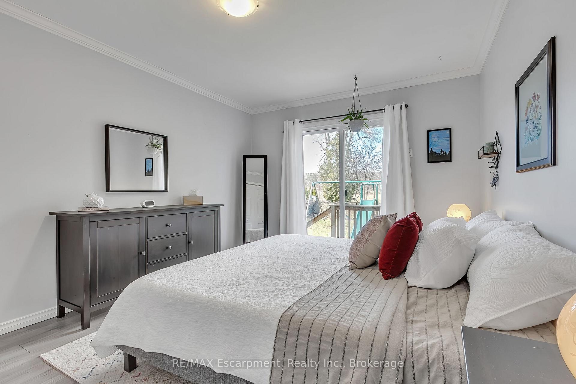 Photo 27 of 2379 Malcolm Crescent, Burlington, Brant Hills — HOMEH