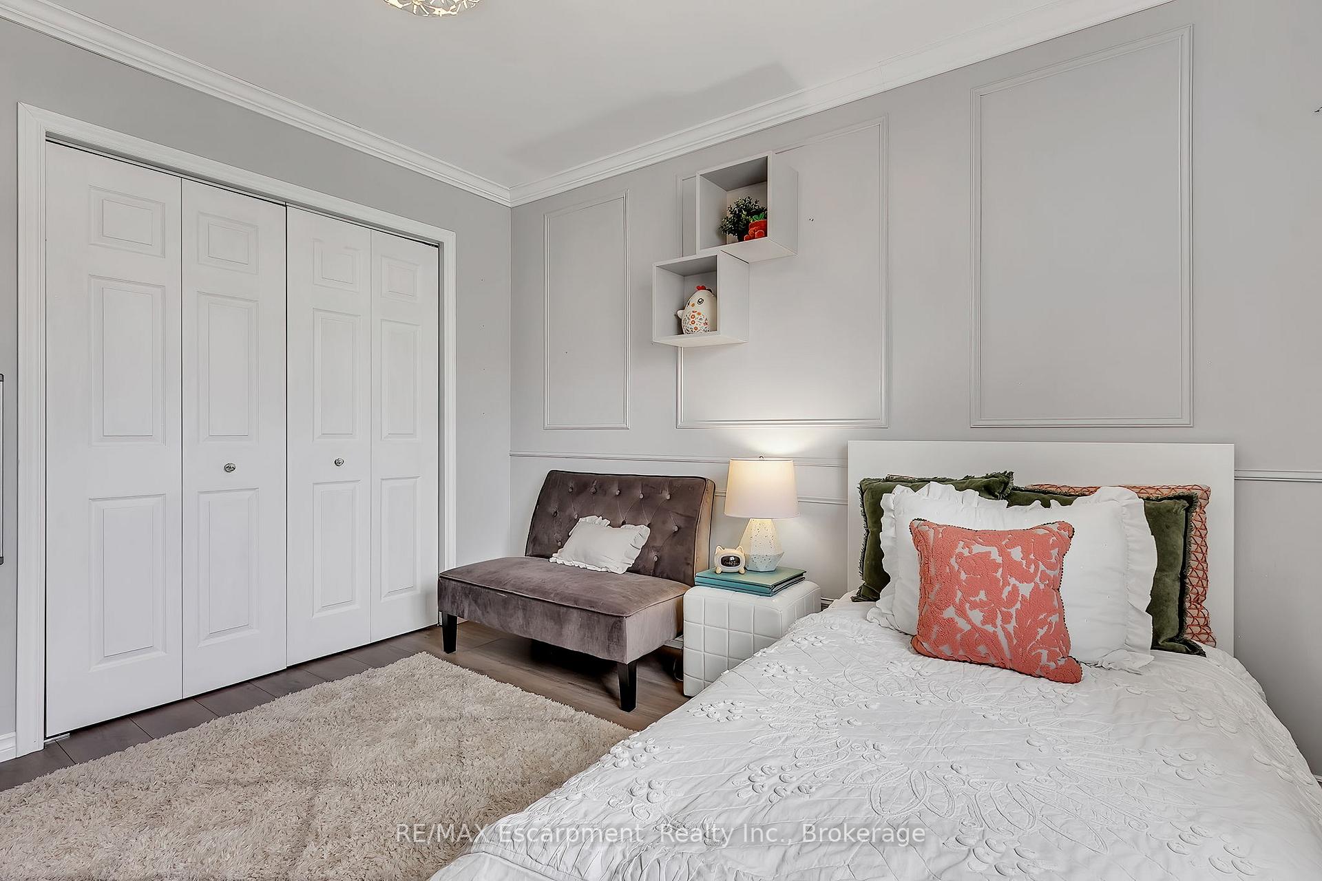 Photo 30 of 2379 Malcolm Crescent, Burlington, Brant Hills — HOMEH