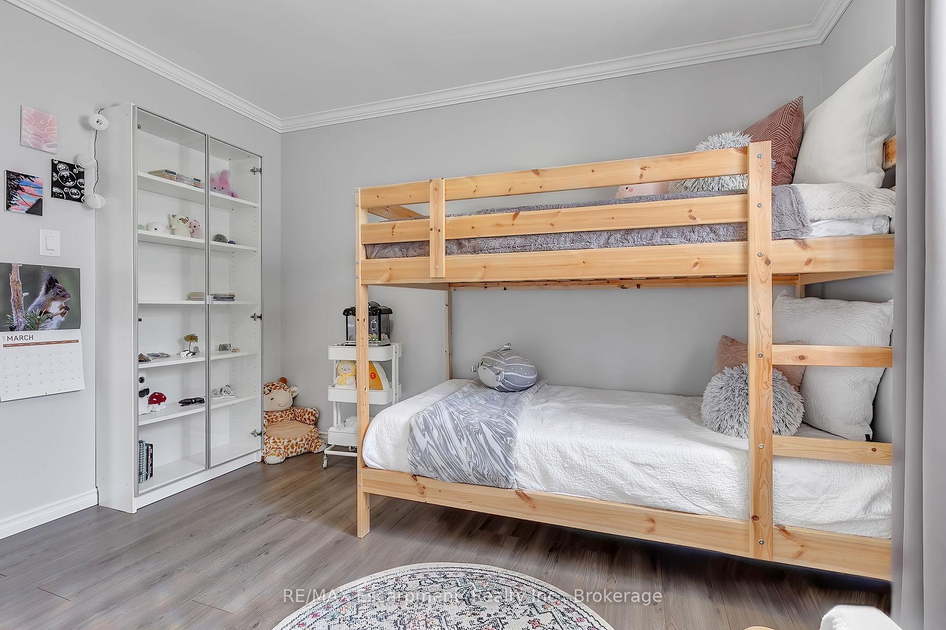 Photo 33 of 2379 Malcolm Crescent, Burlington, Brant Hills — HOMEH