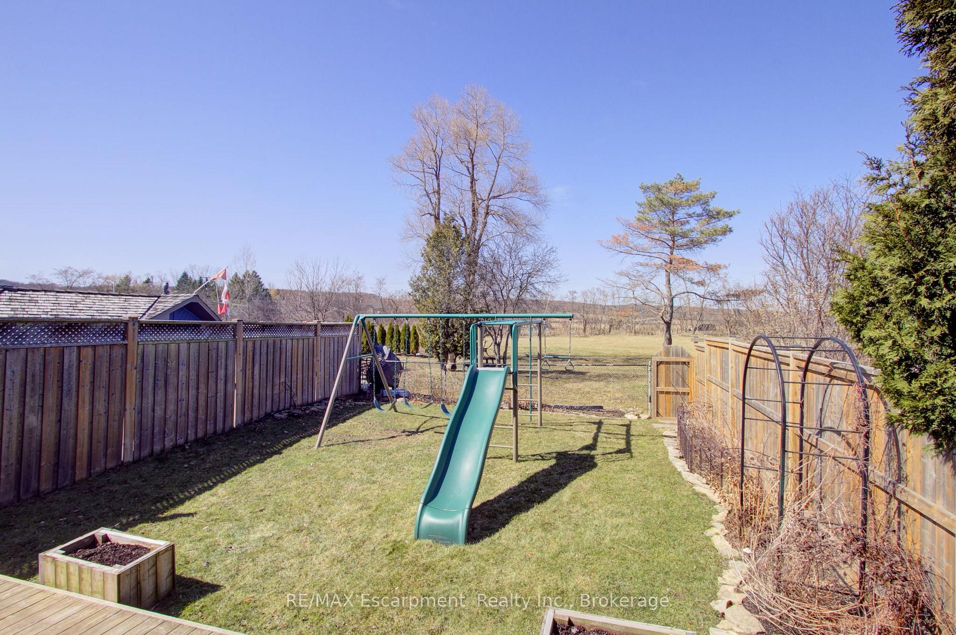 Photo 46 of 2379 Malcolm Crescent, Burlington, Brant Hills — HOMEH