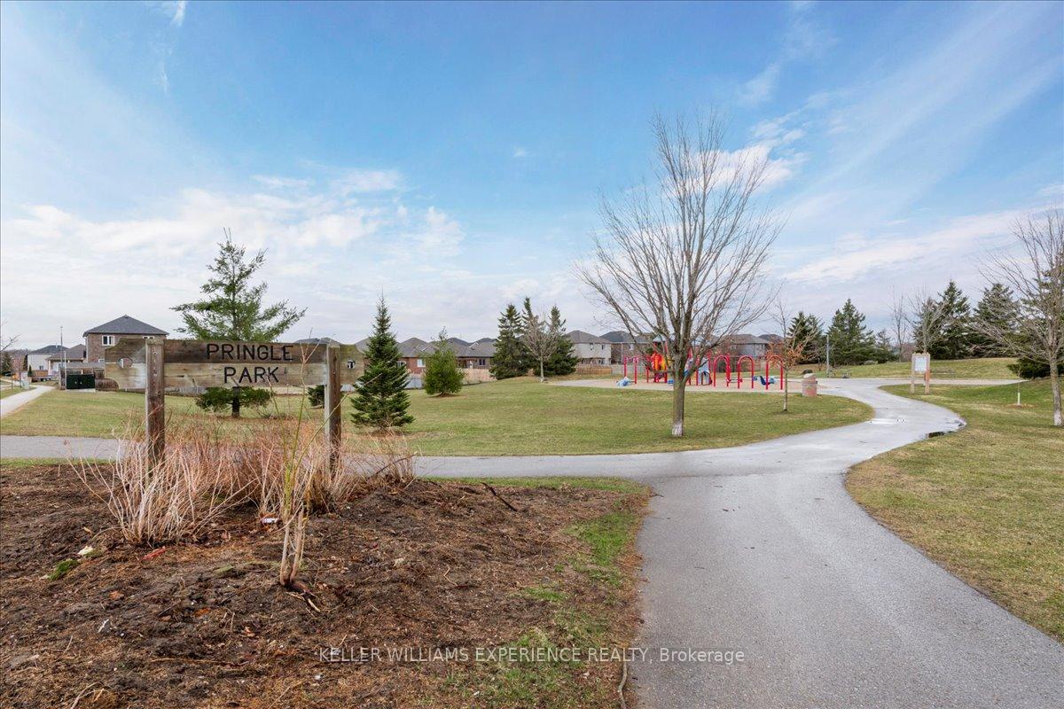 Photo 35 of 25 Gross Drive, Barrie, Edgehill Drive — HOMEH