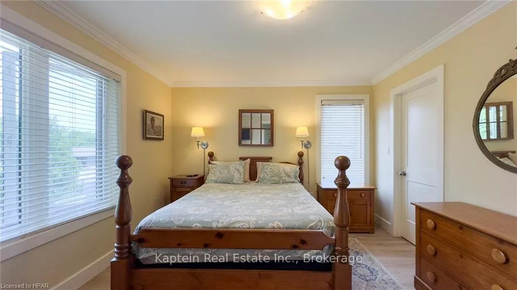 Photo 27 of 8 Bayfield Terrace, Bluewater, Bayfield — HOMEH