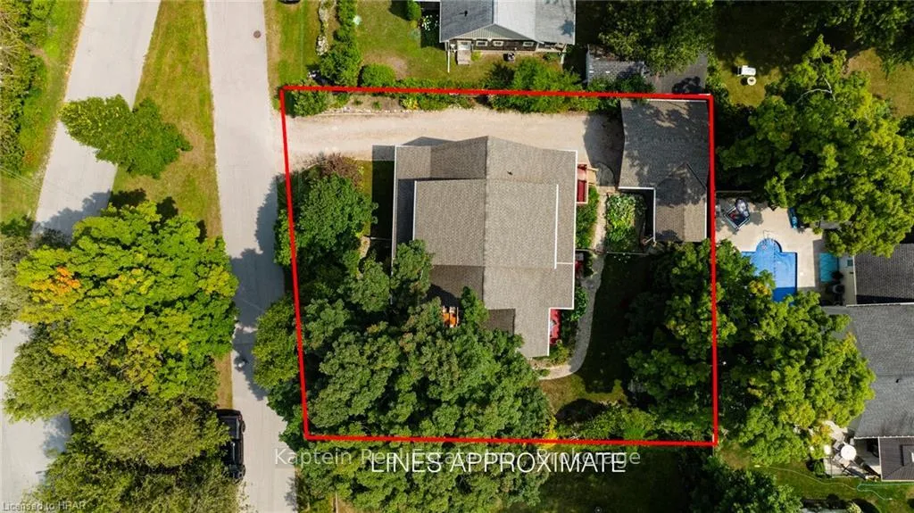 Photo 39 of 8 Bayfield Terrace, Bluewater, Bayfield — HOMEH